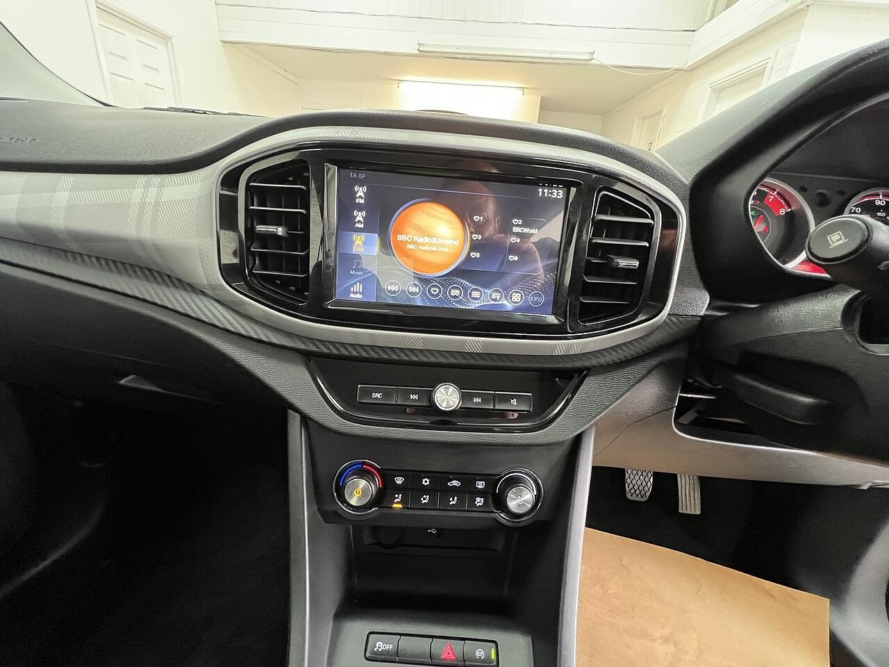 MG MG3 view 12