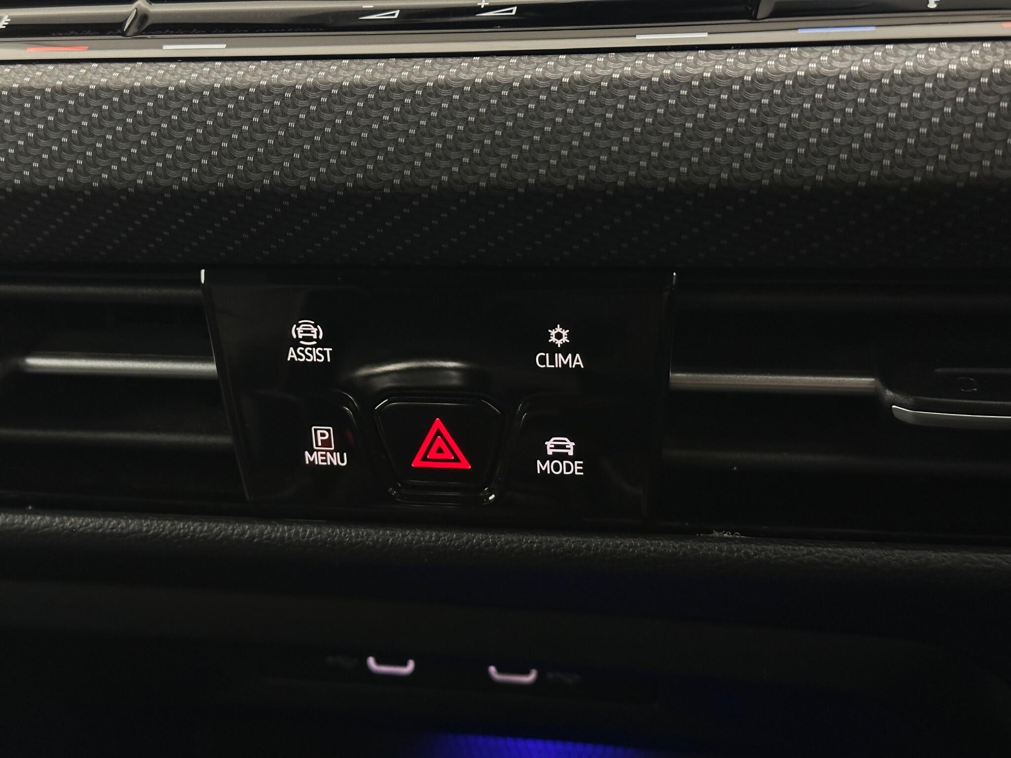 Volkswagen Golf view 20