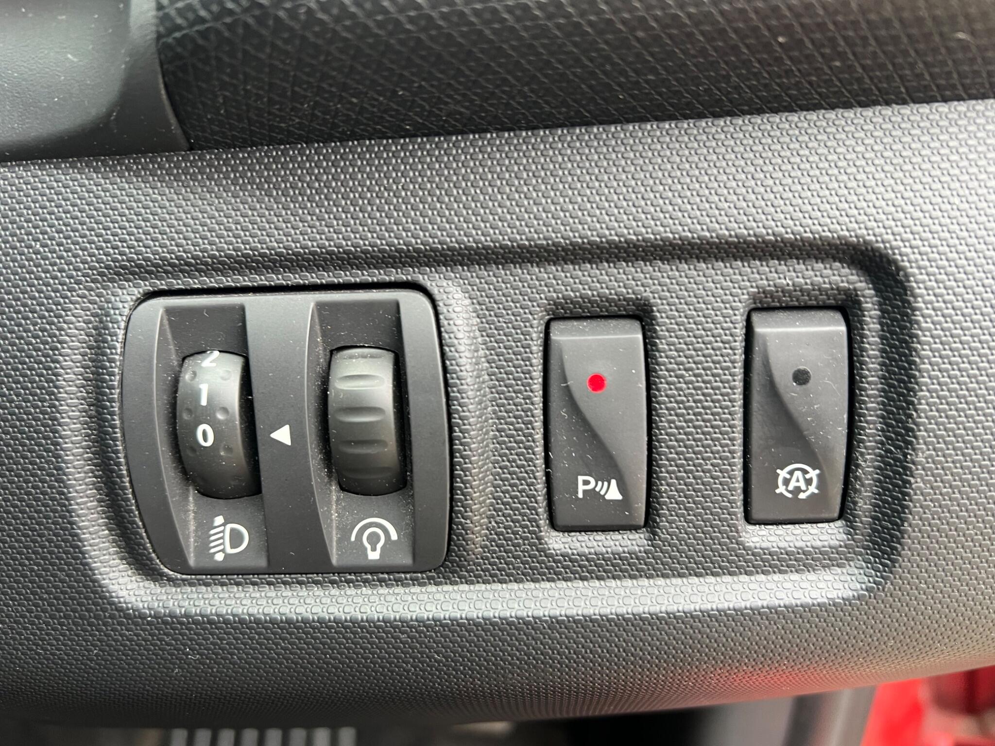 Renault Clio view 35