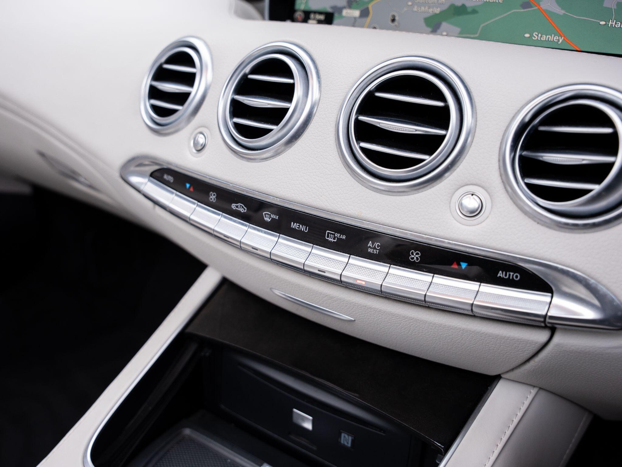 Mercedes-Benz S-Class view 28