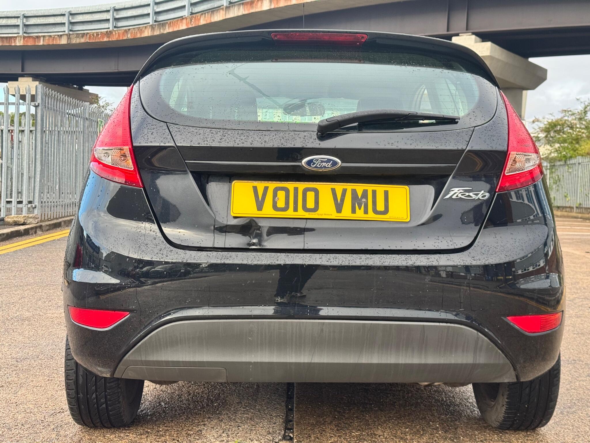 Ford Fiesta view 14