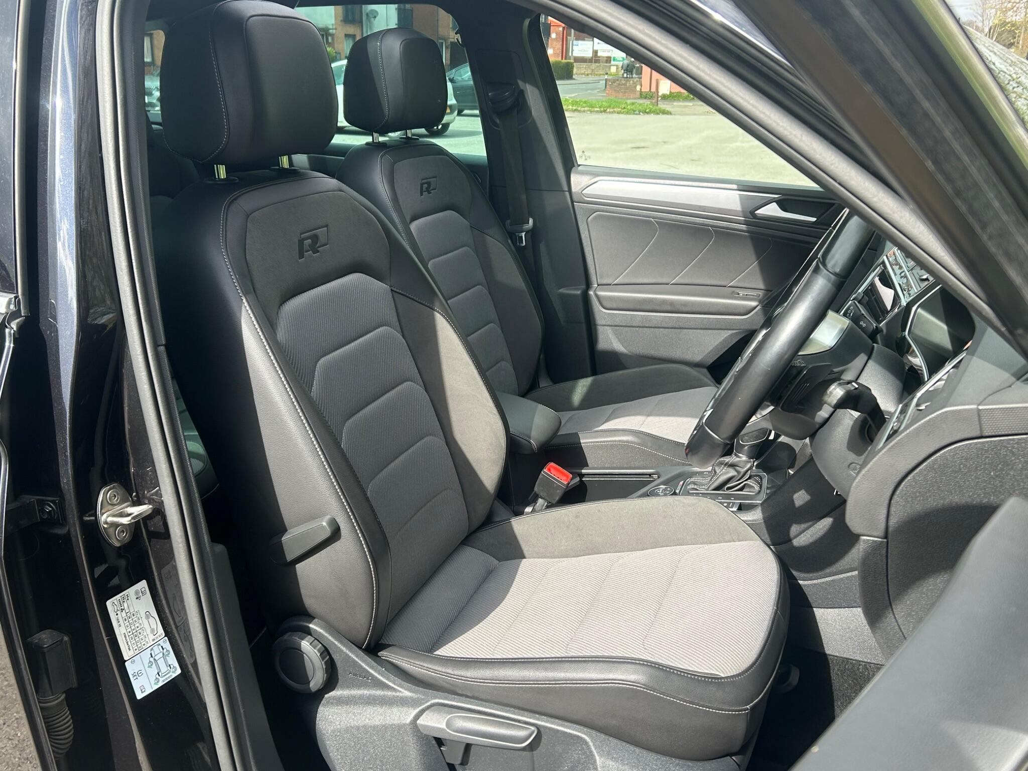 Volkswagen Tiguan view 19