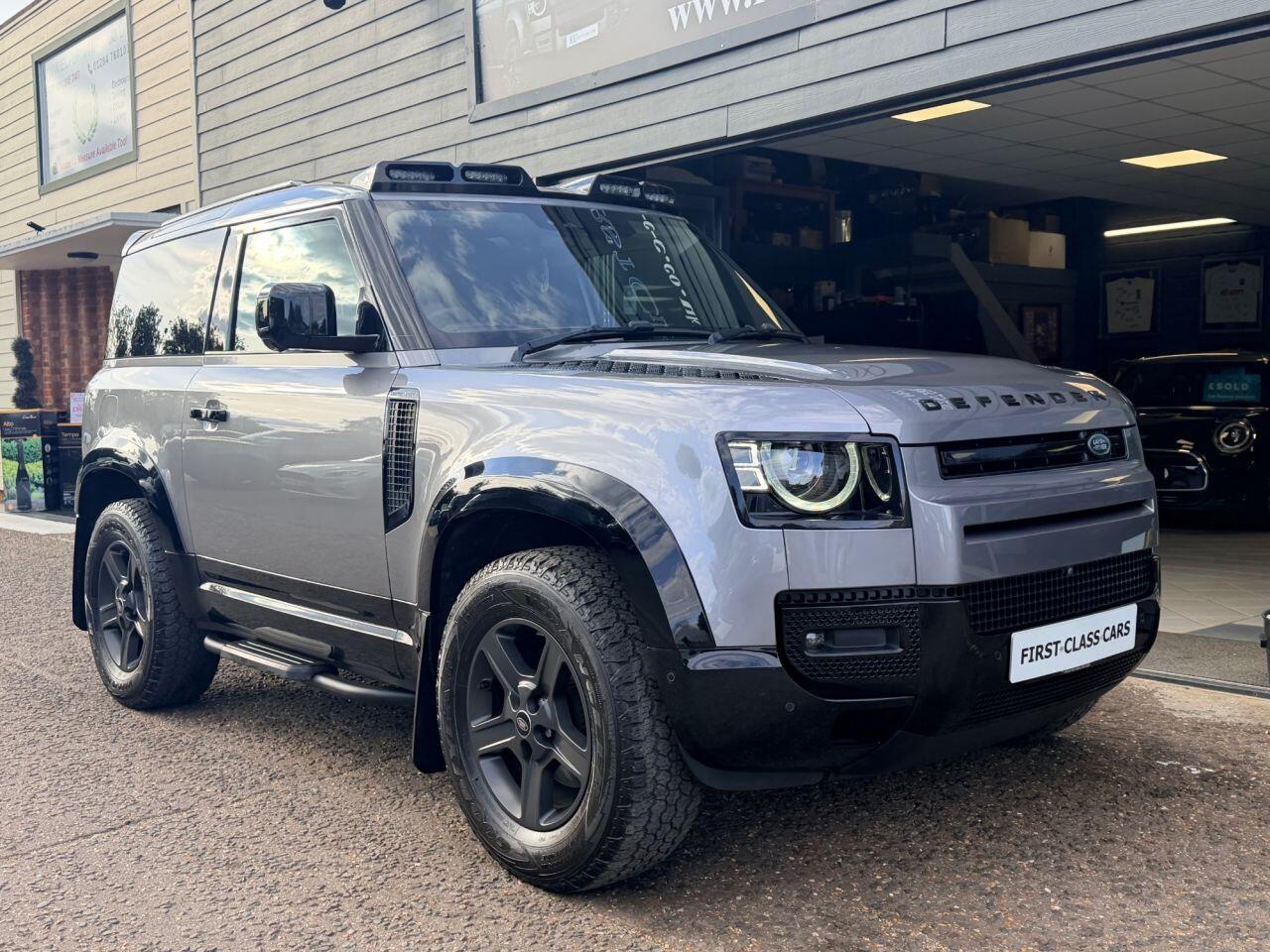 Land Rover Defender view 7