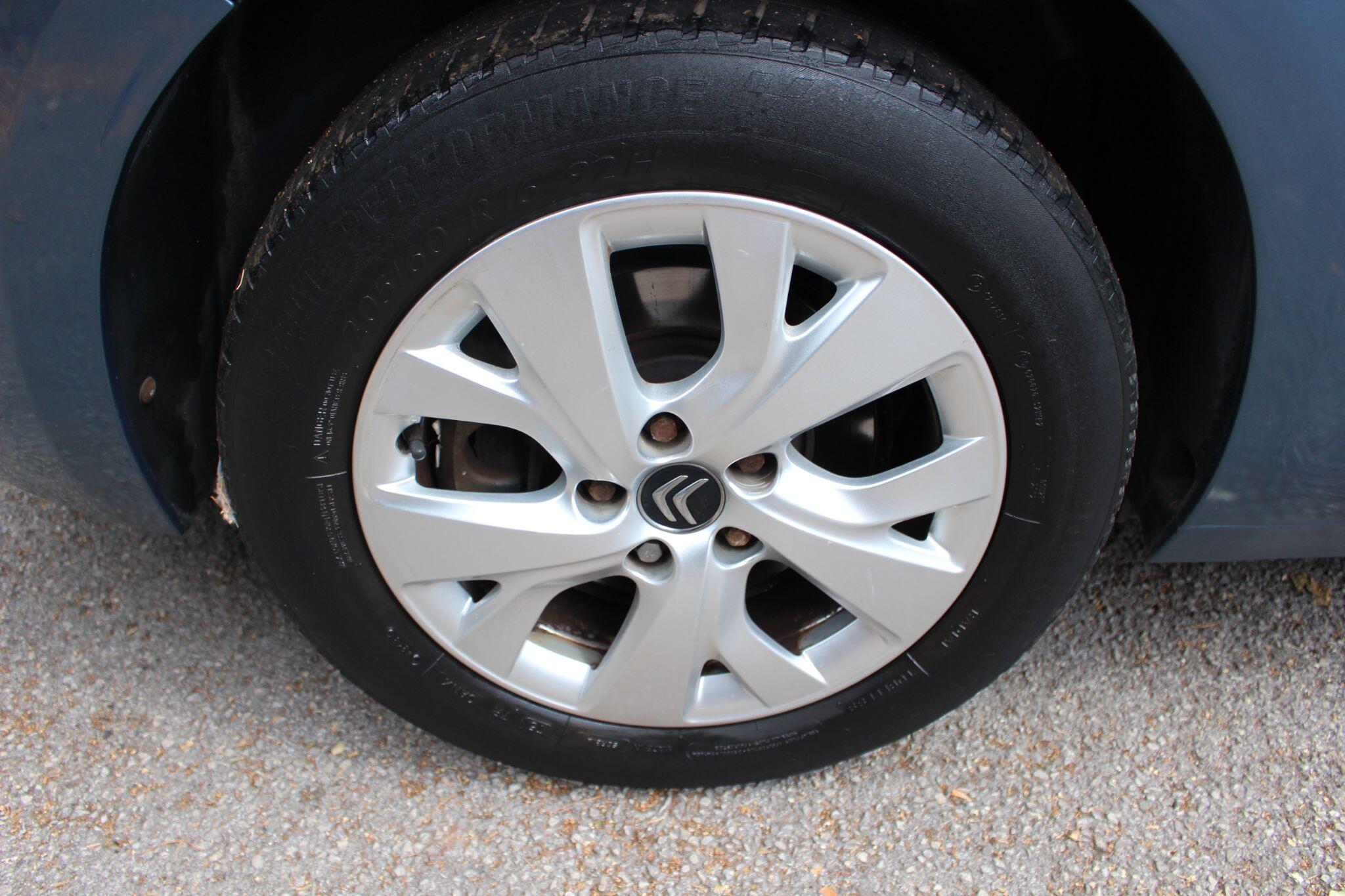 Citroen Grand C4 Picasso view 24