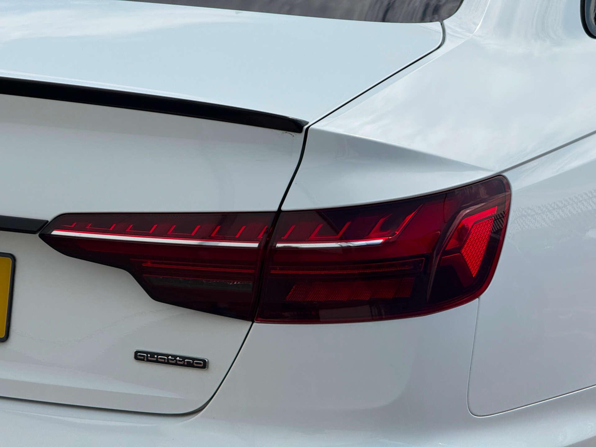 Audi A4 view 18