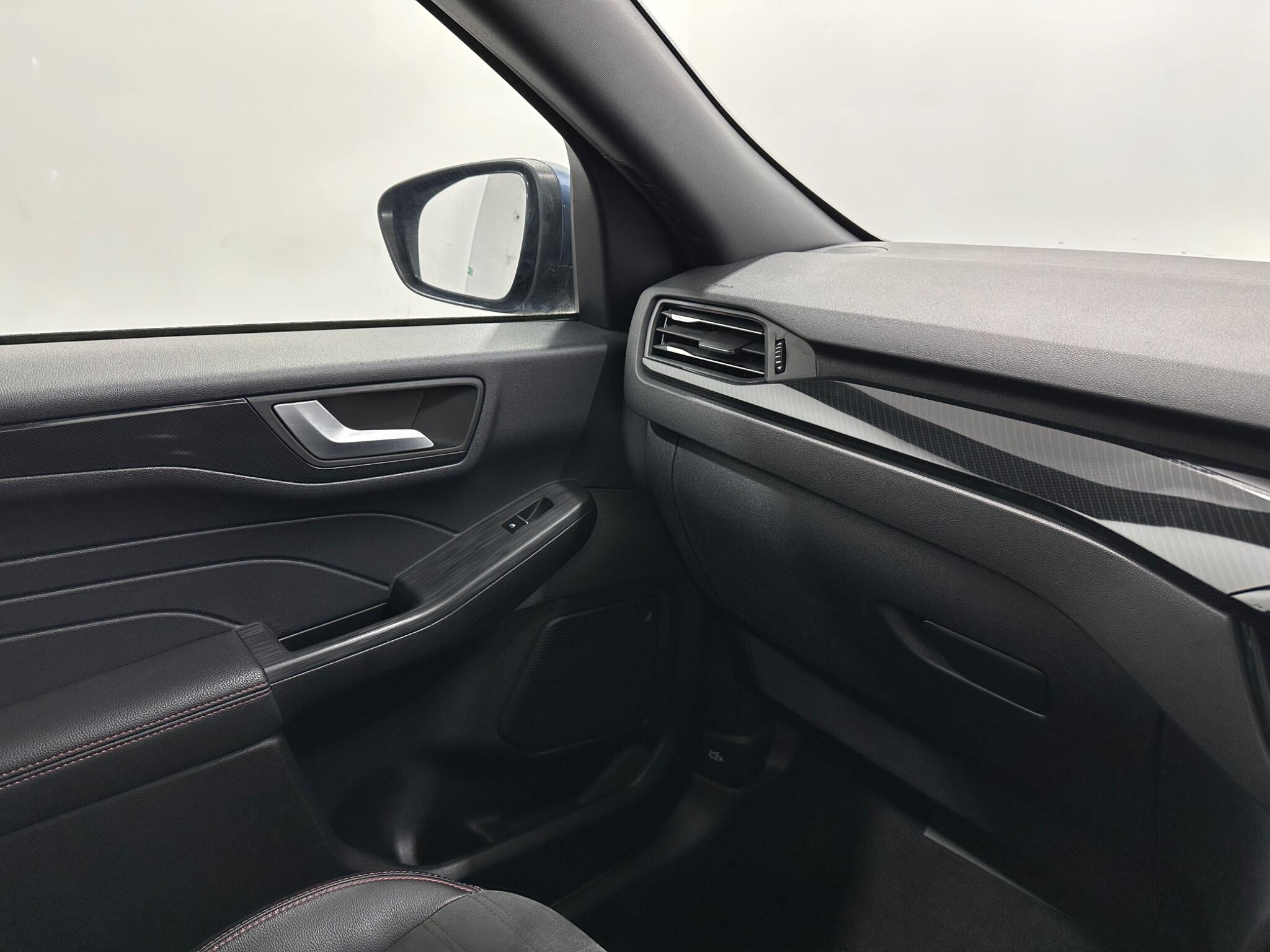 Ford Kuga view 26