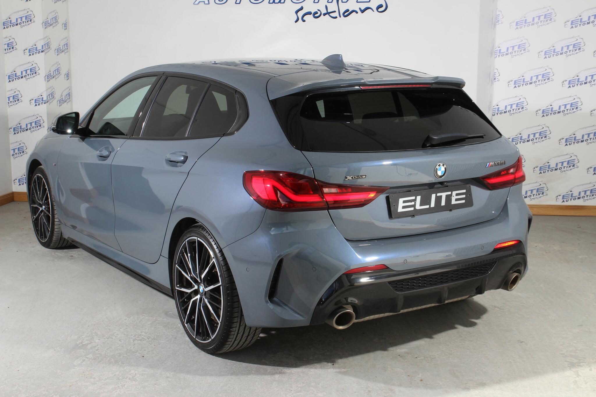 BMW 1 Series view 10