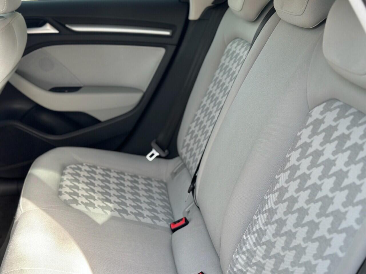Audi A3 view 14