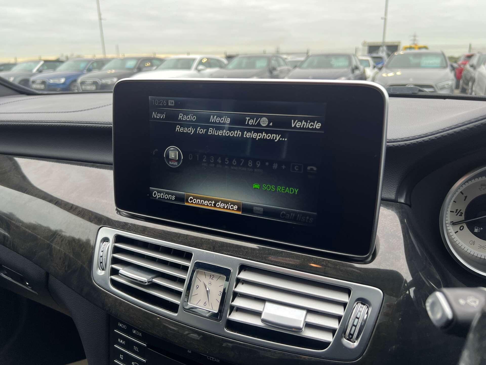 Mercedes-Benz CLS view 28
