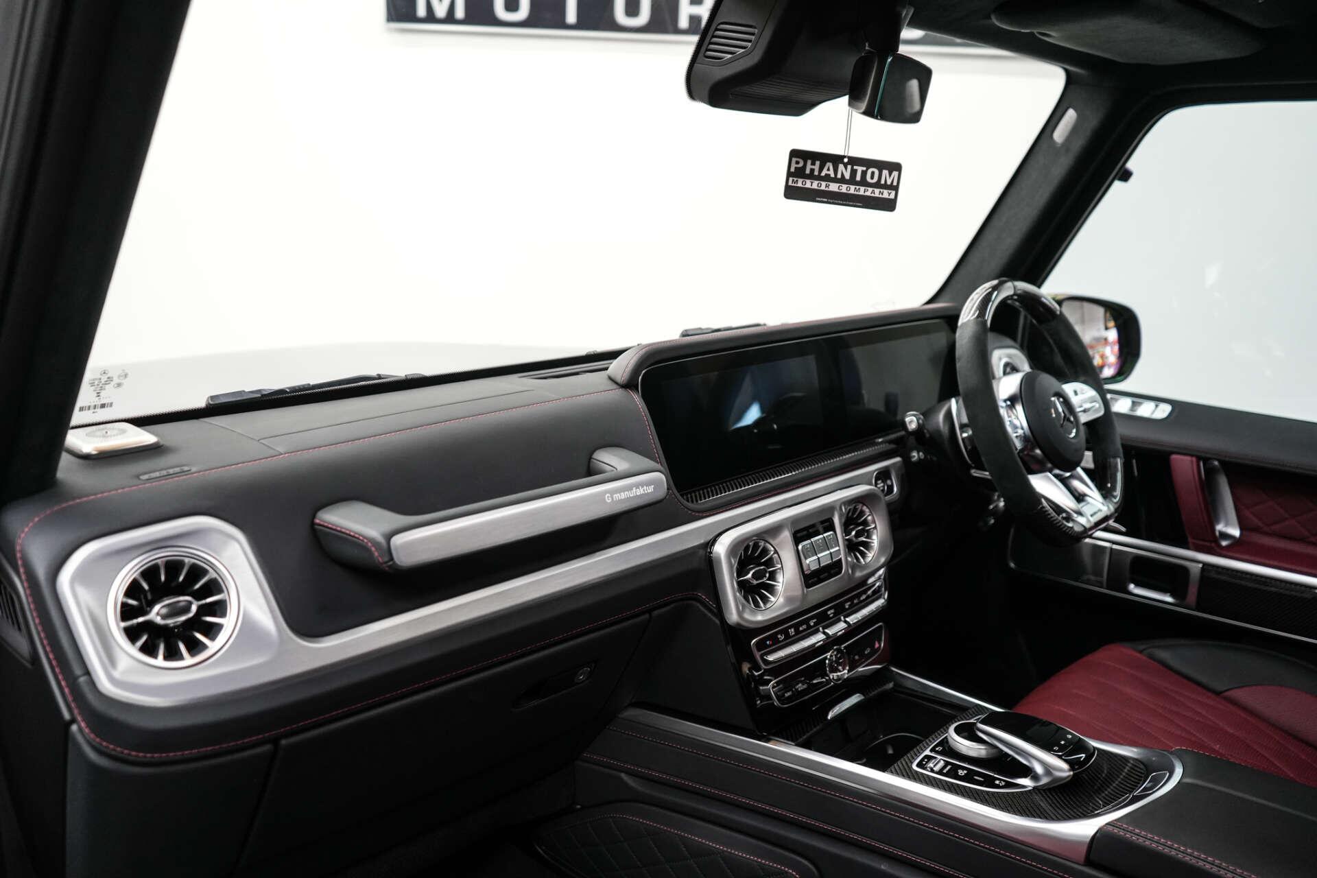 Mercedes-Benz G-Class view 16