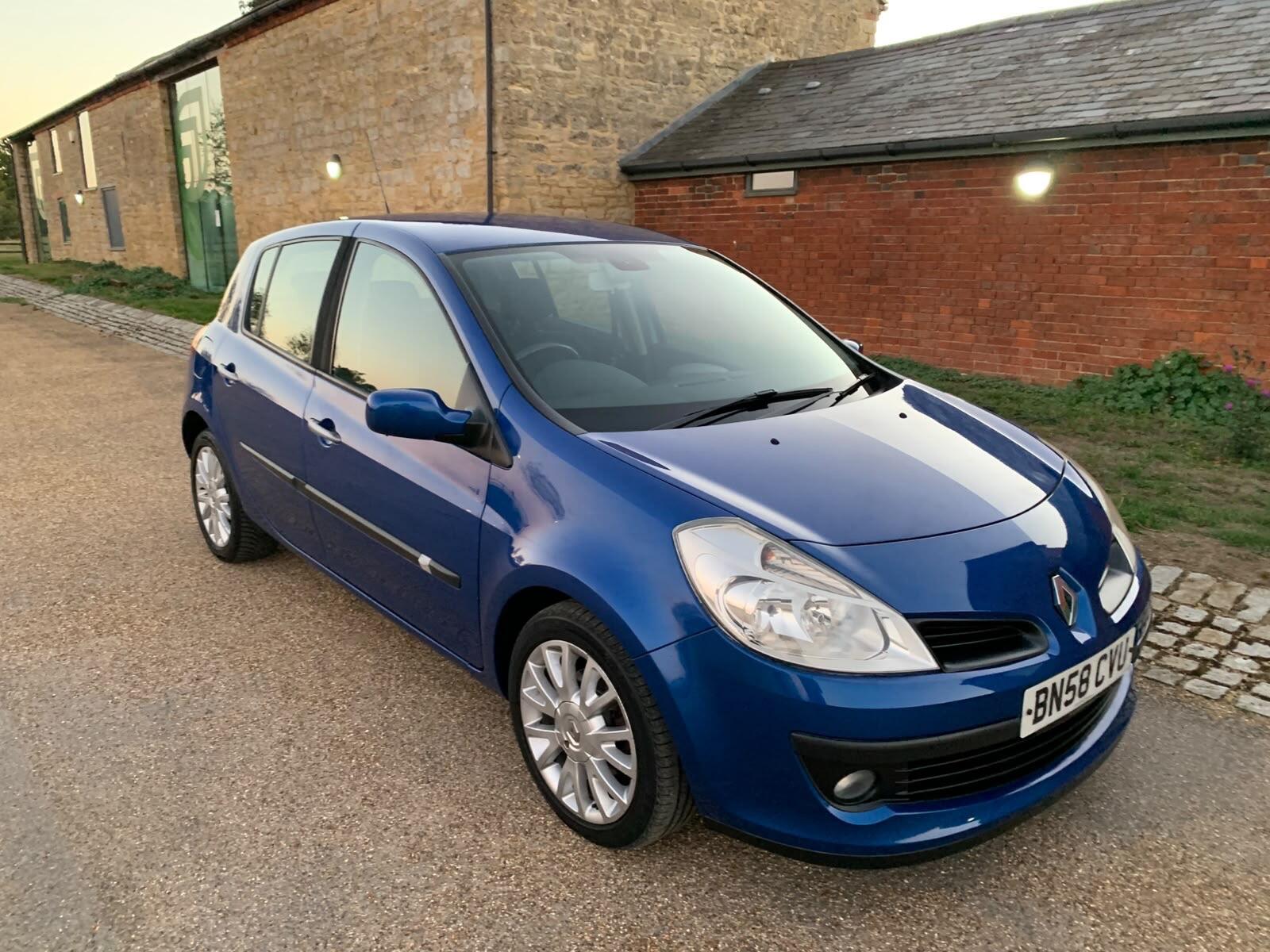 Renault Clio - Image 2