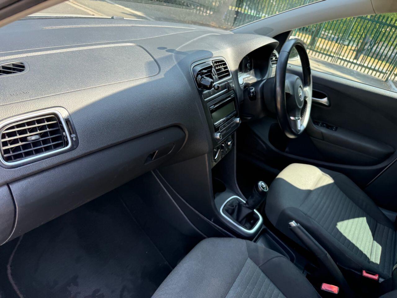 Volkswagen Polo view 20