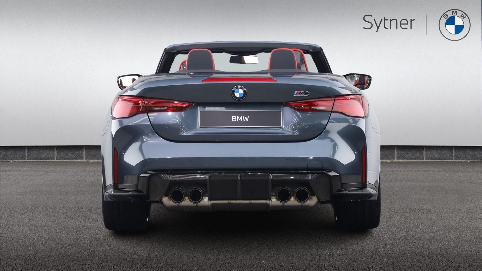 BMW M4 view 18