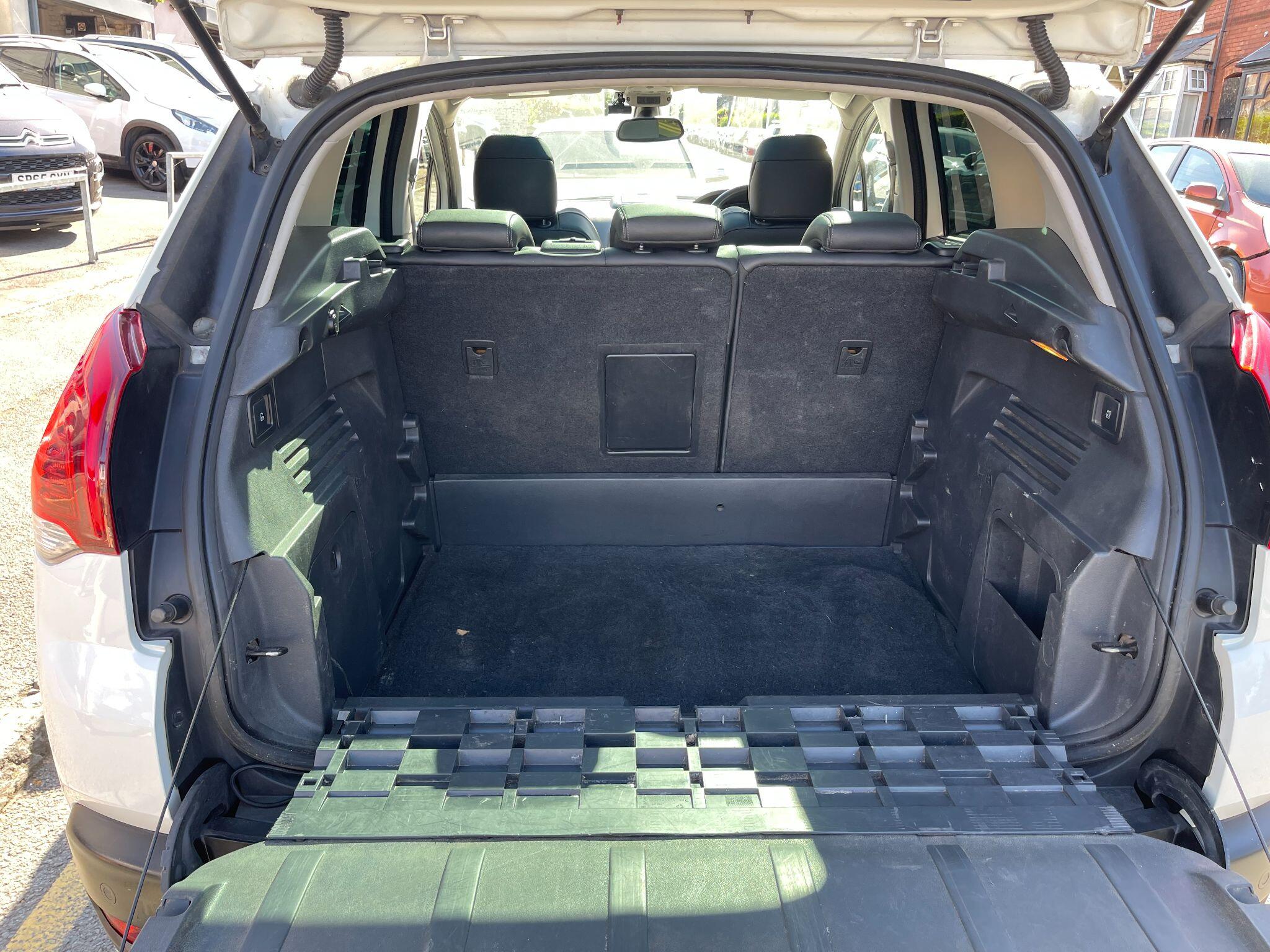 Peugeot 3008 view 25