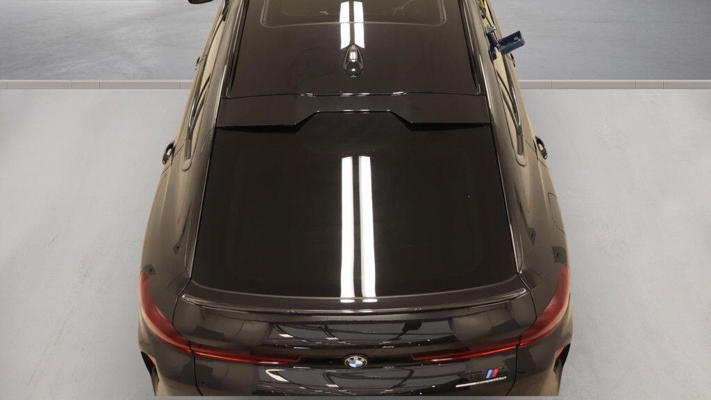 BMW X6 M view 12
