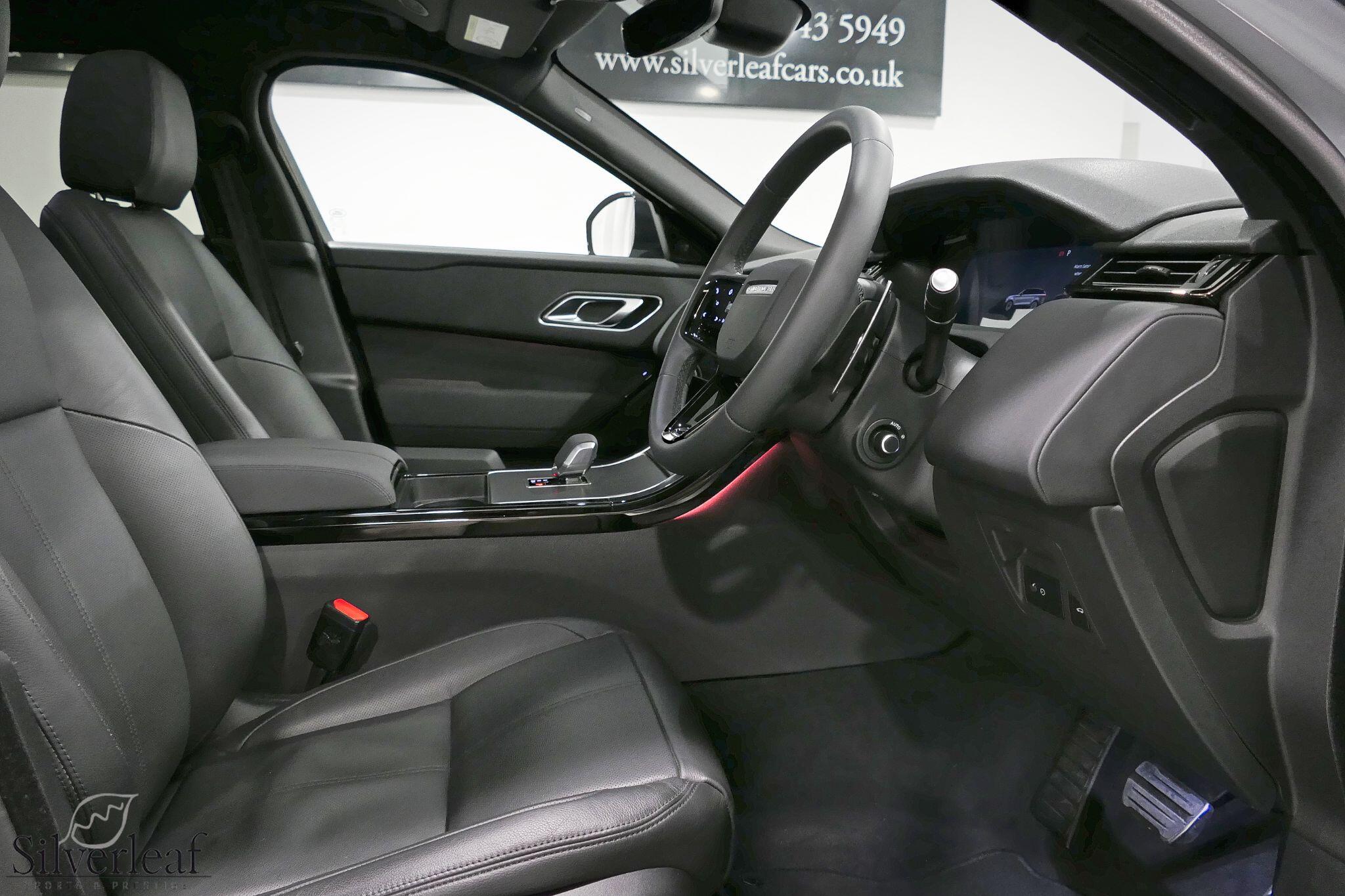 Land Rover Range Rover Velar view 22