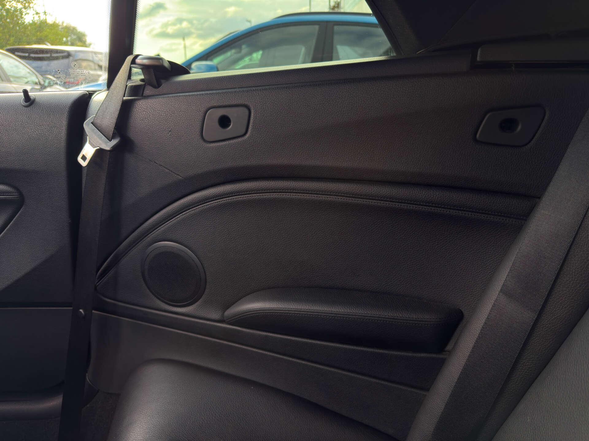BMW 2 Series view 43