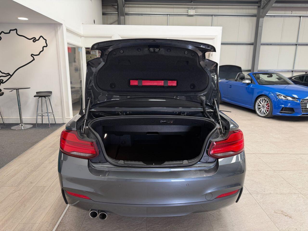 BMW 2 Series view 38