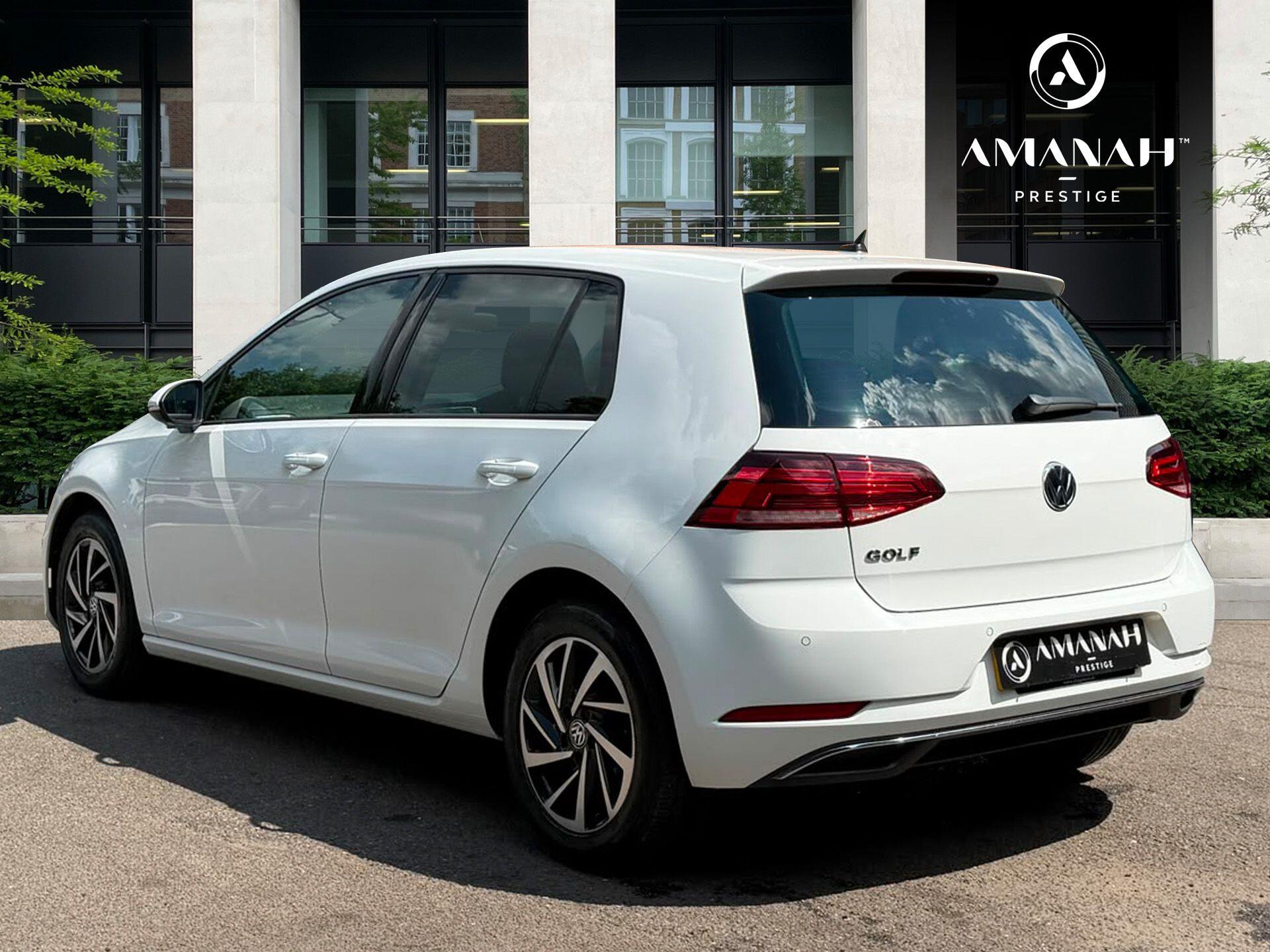 Volkswagen Golf view 4