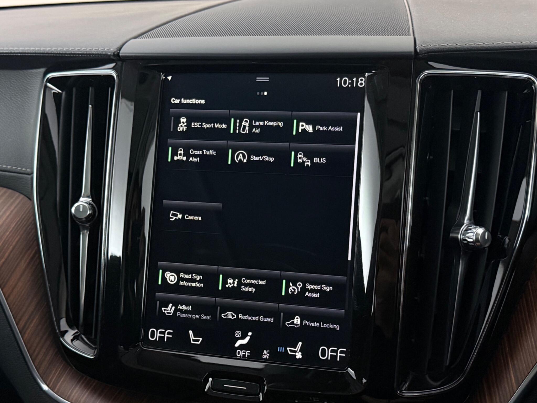 Volvo XC60 view 29