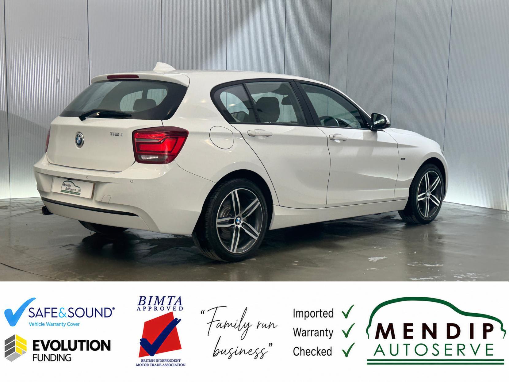 BMW 1 Series view 21