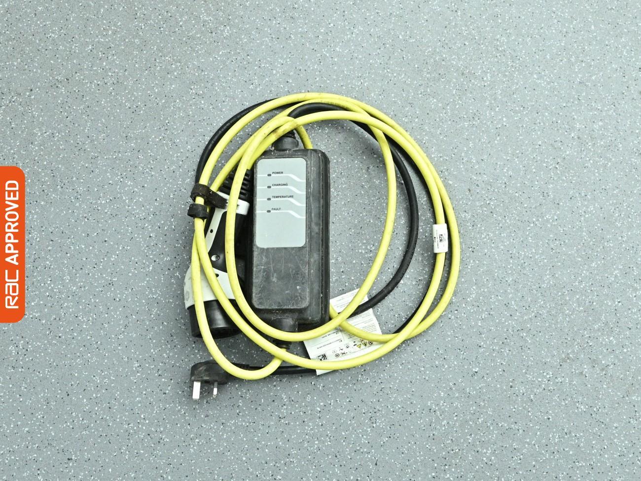BMW 3 Series view 28