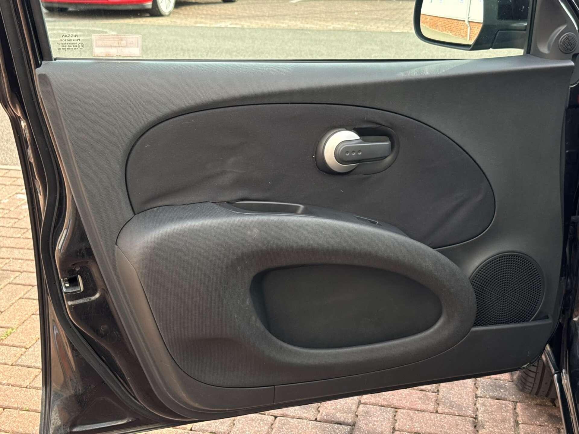 Nissan Micra view 37