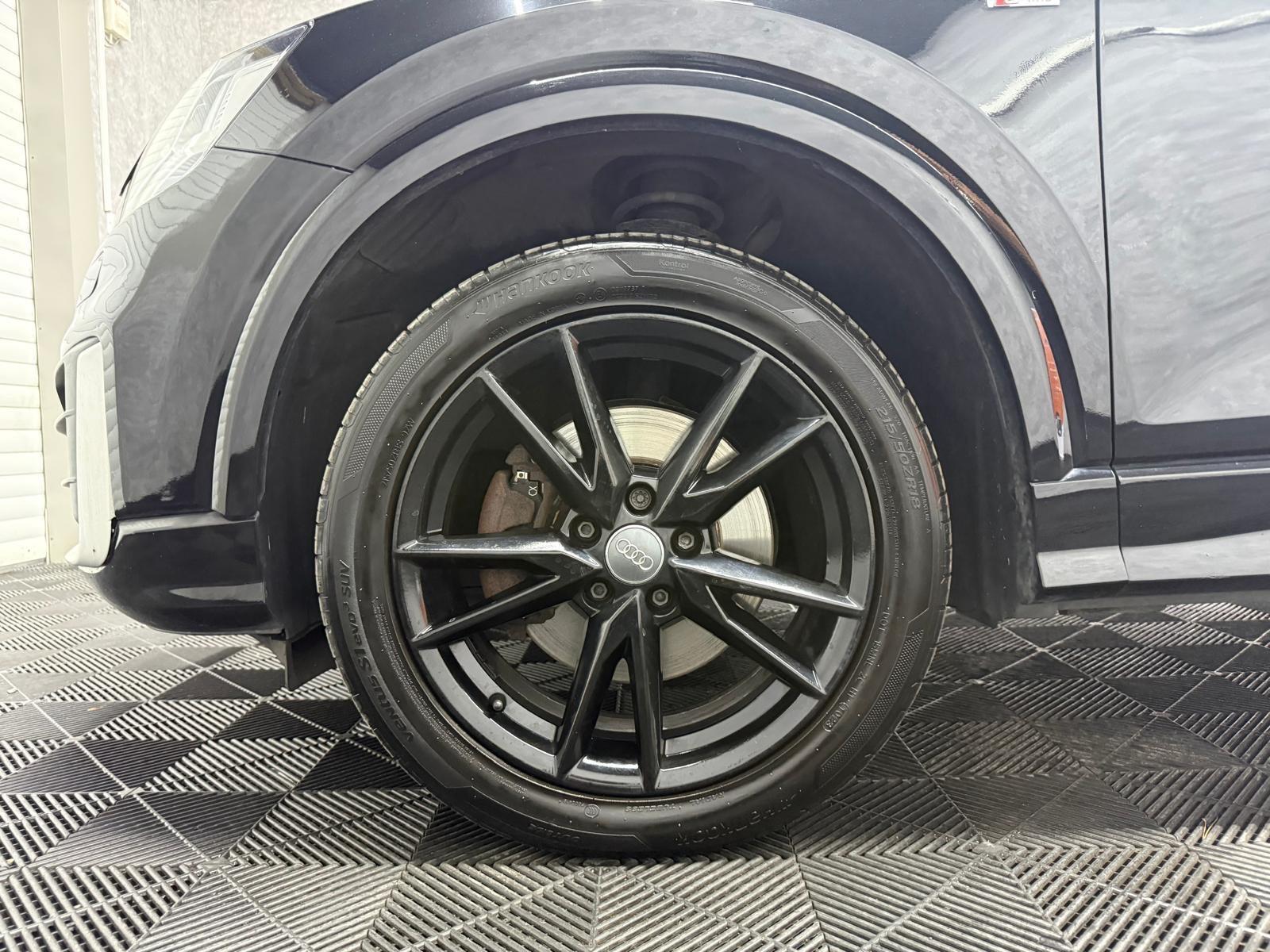 Audi Q2 view 25