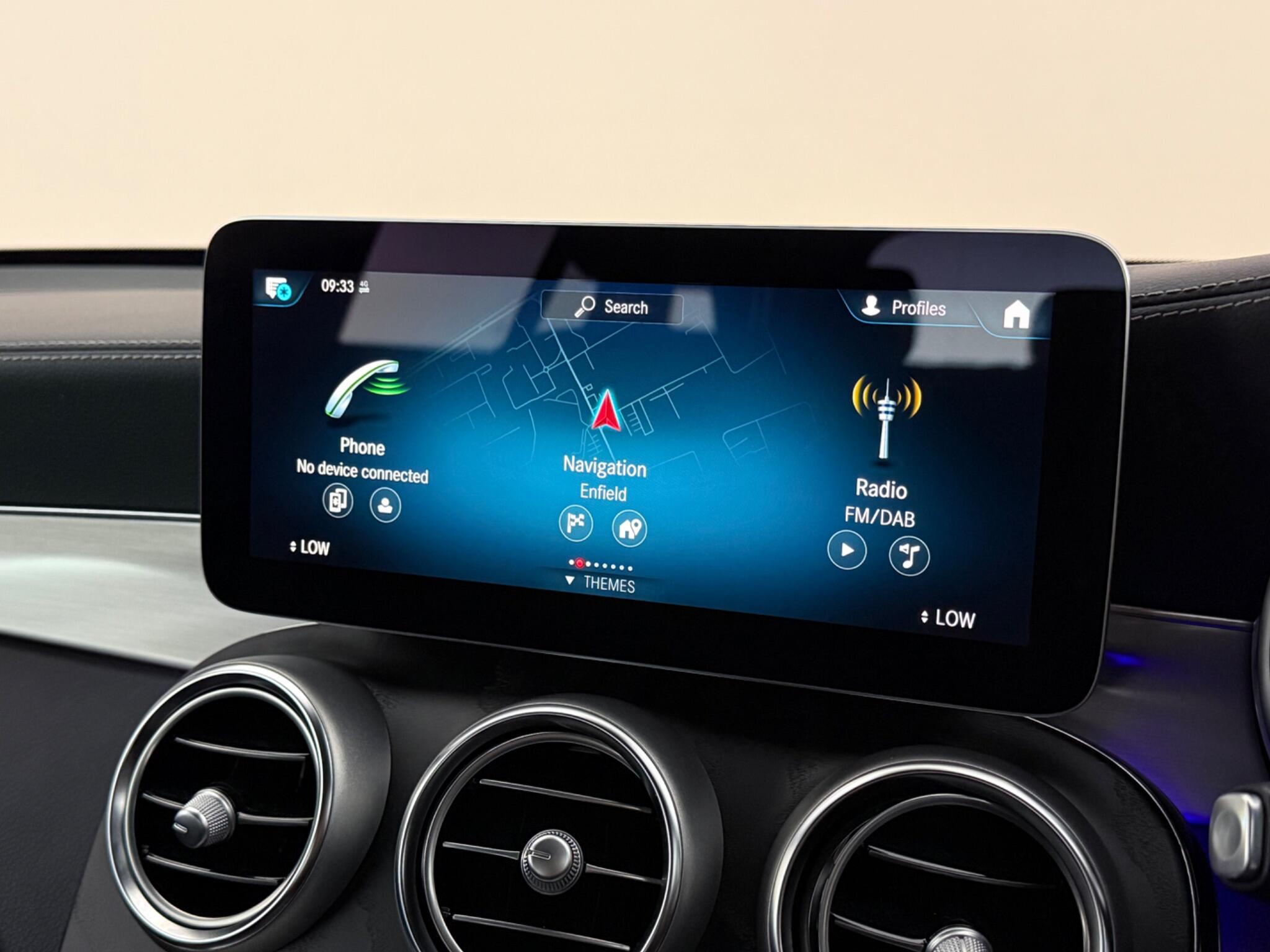 Mercedes-Benz GLC view 26