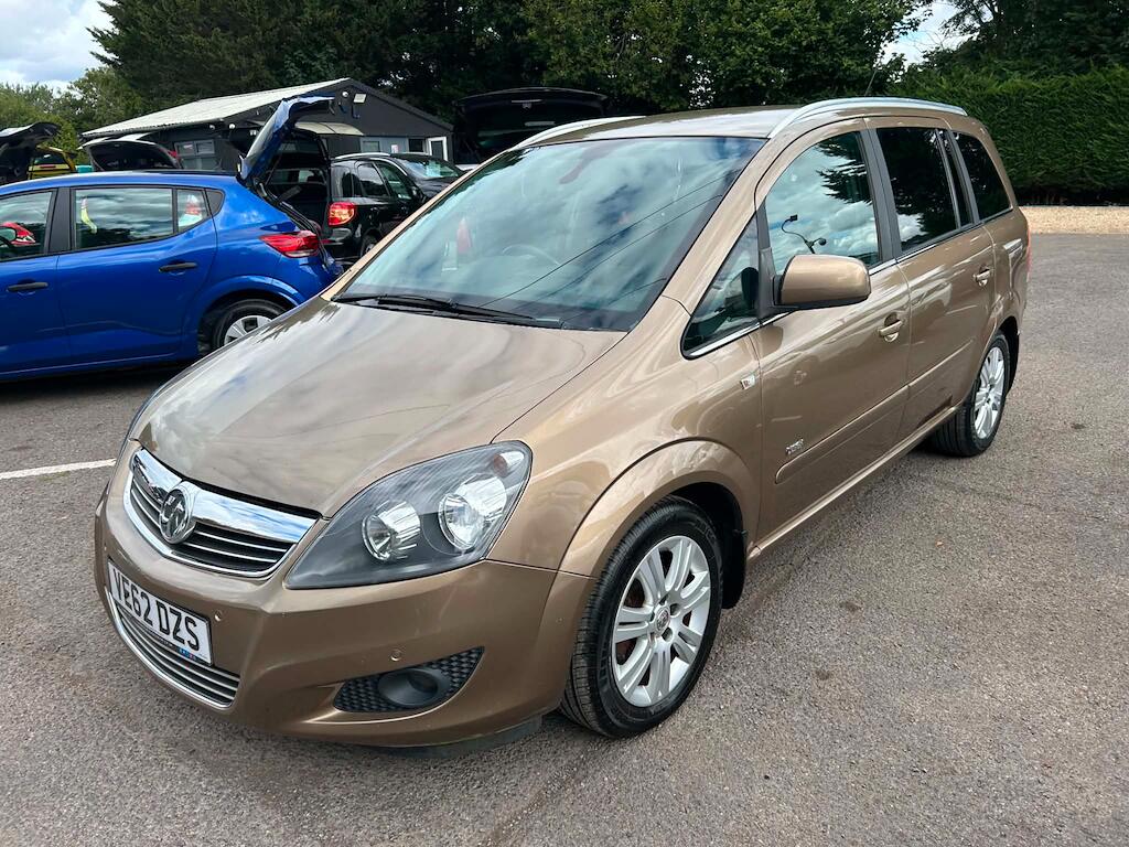 Vauxhall Zafira view 5