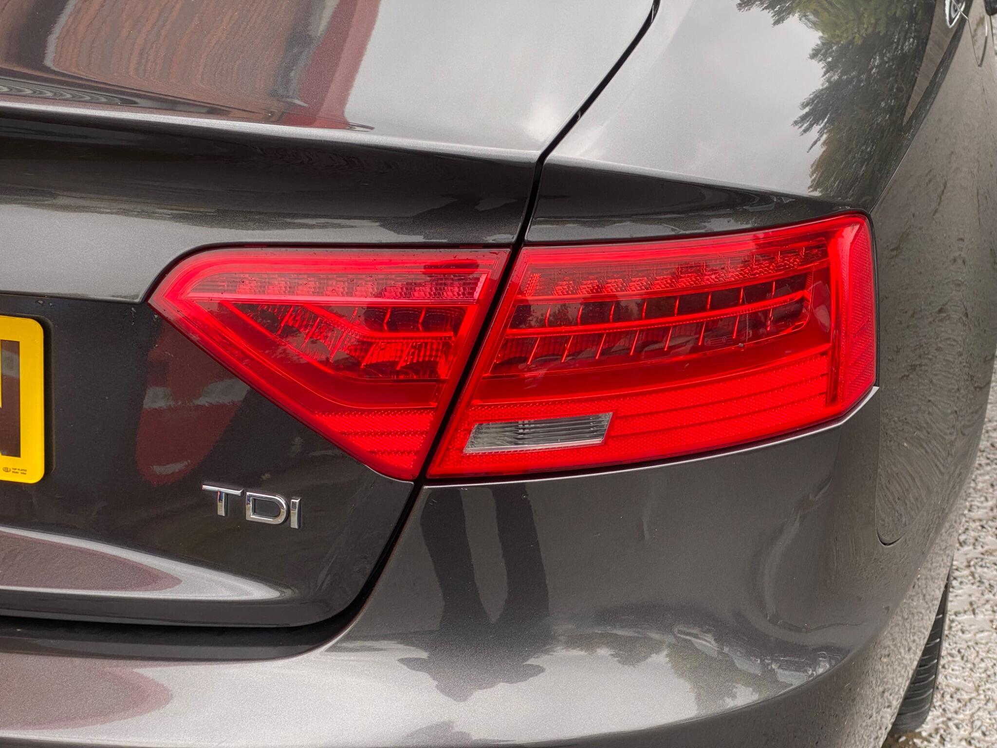 Audi A5 view 32