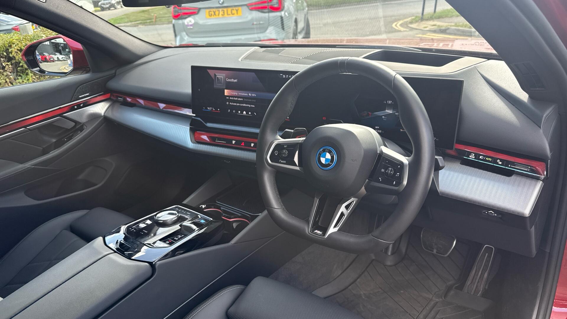 BMW i5 view 6