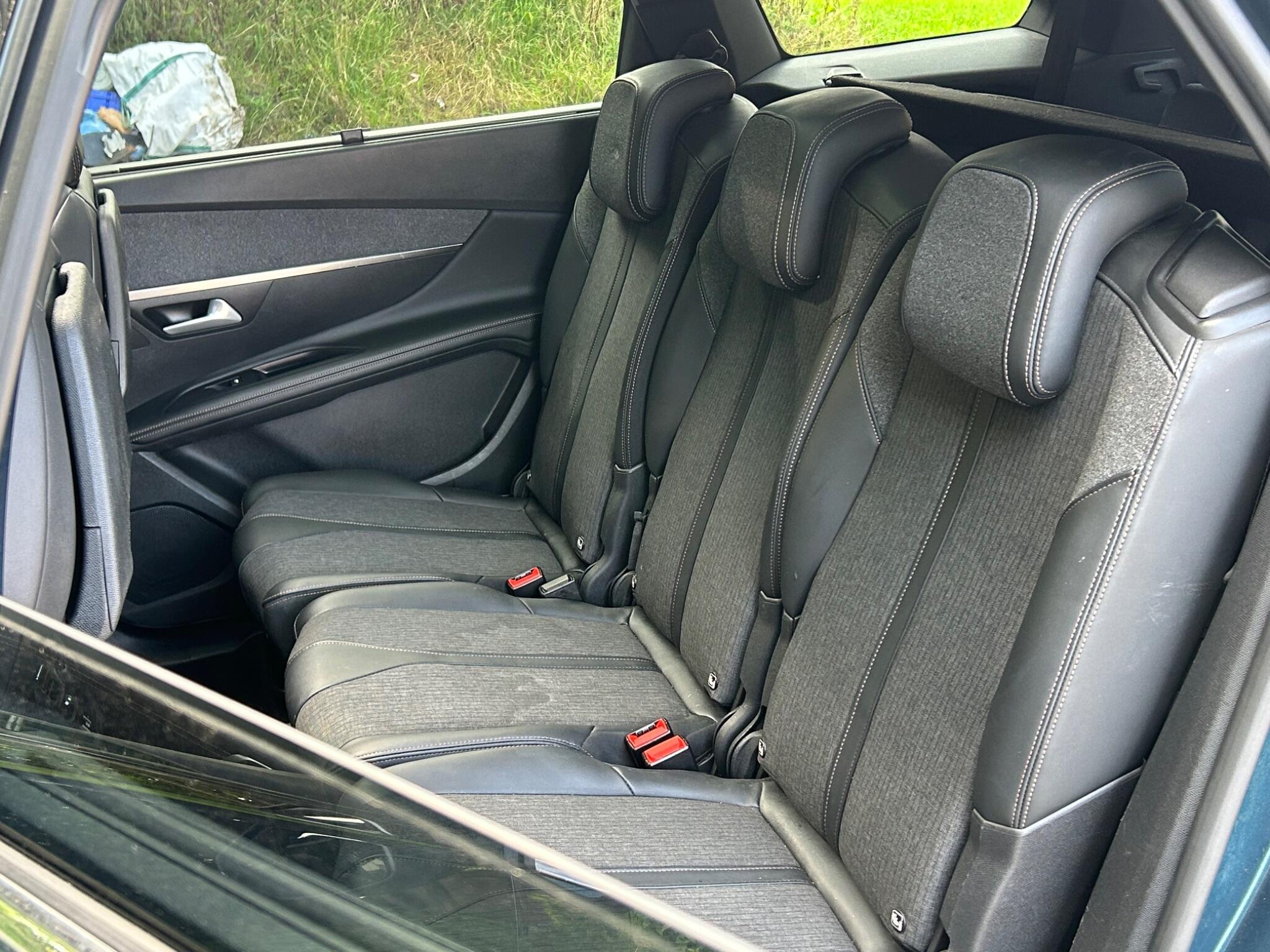 Peugeot 5008 view 20