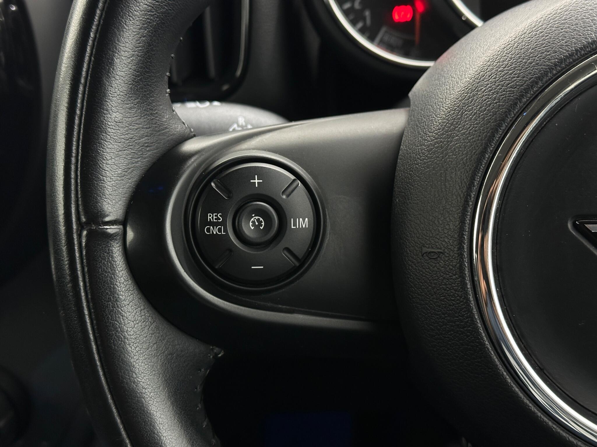 Mini Countryman view 15