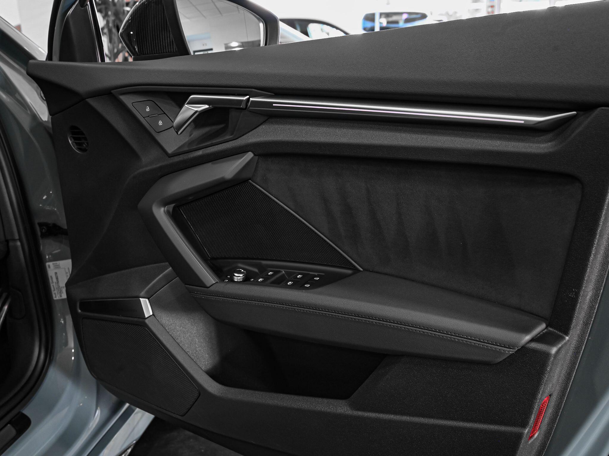 Audi RS3 view 37