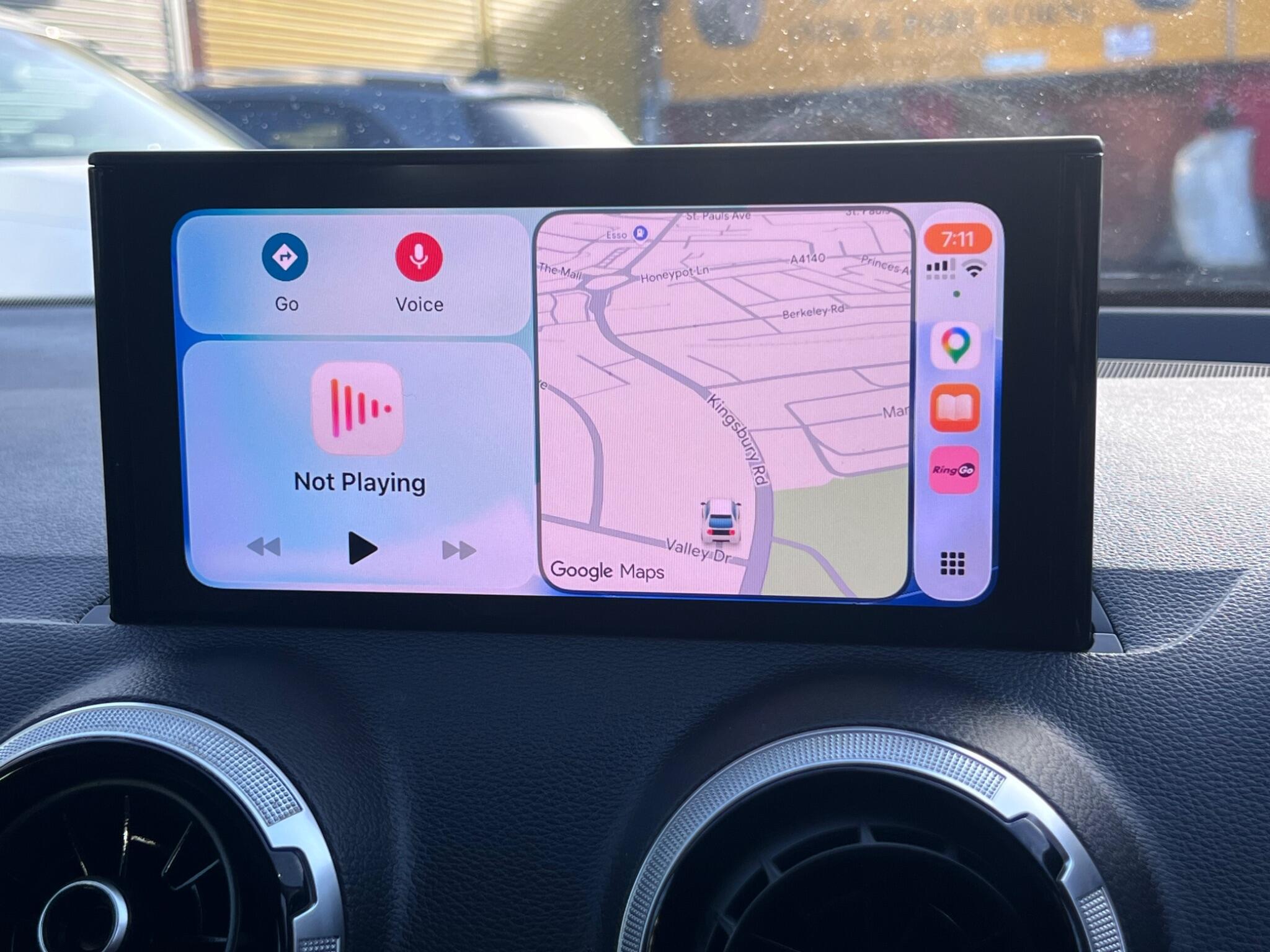 Audi Q2 view 20