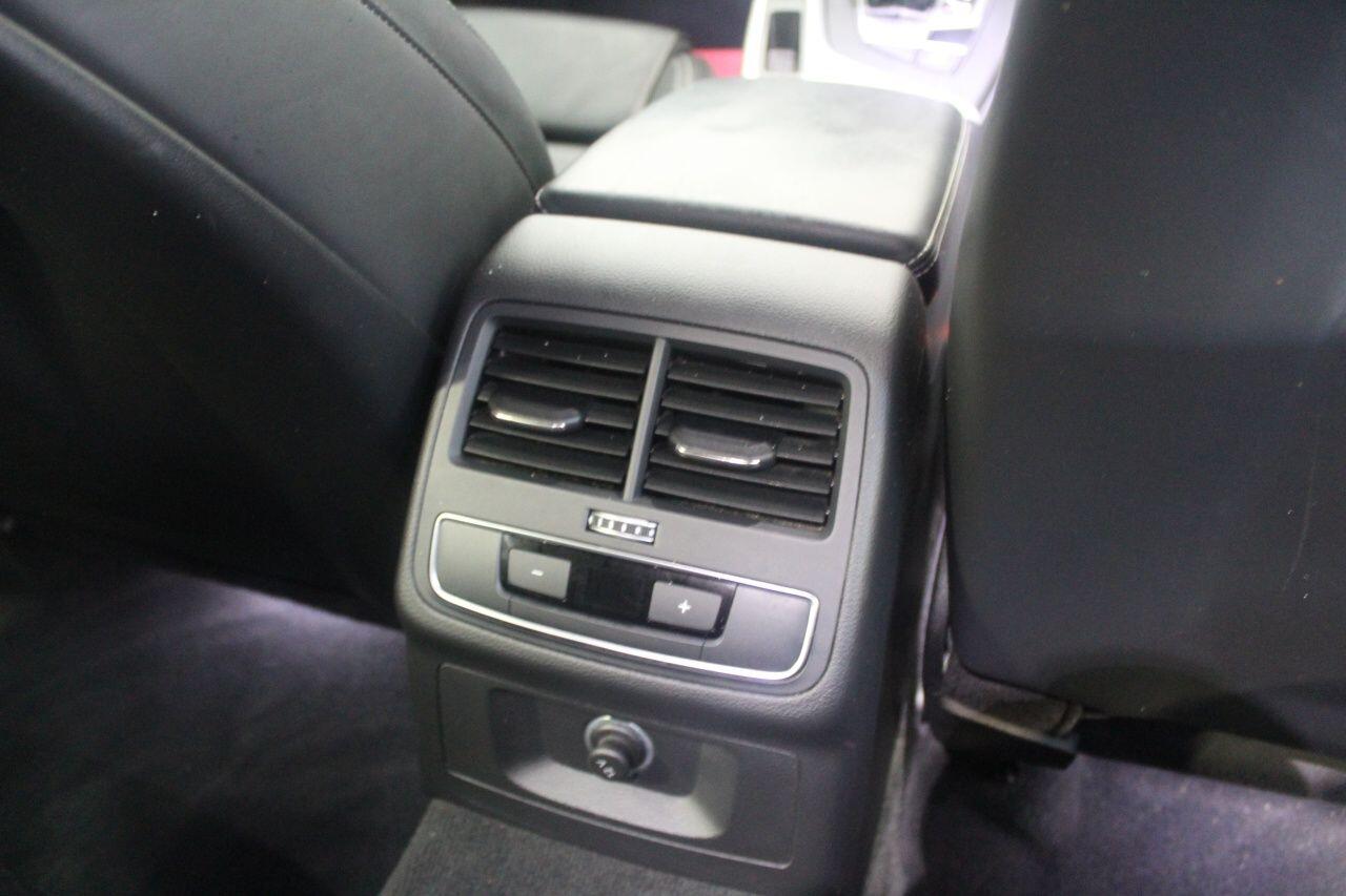 Audi A4 view 57