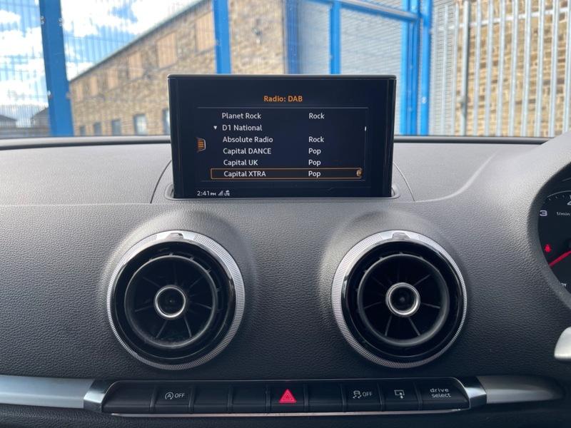 2016 Audi A3 image 23