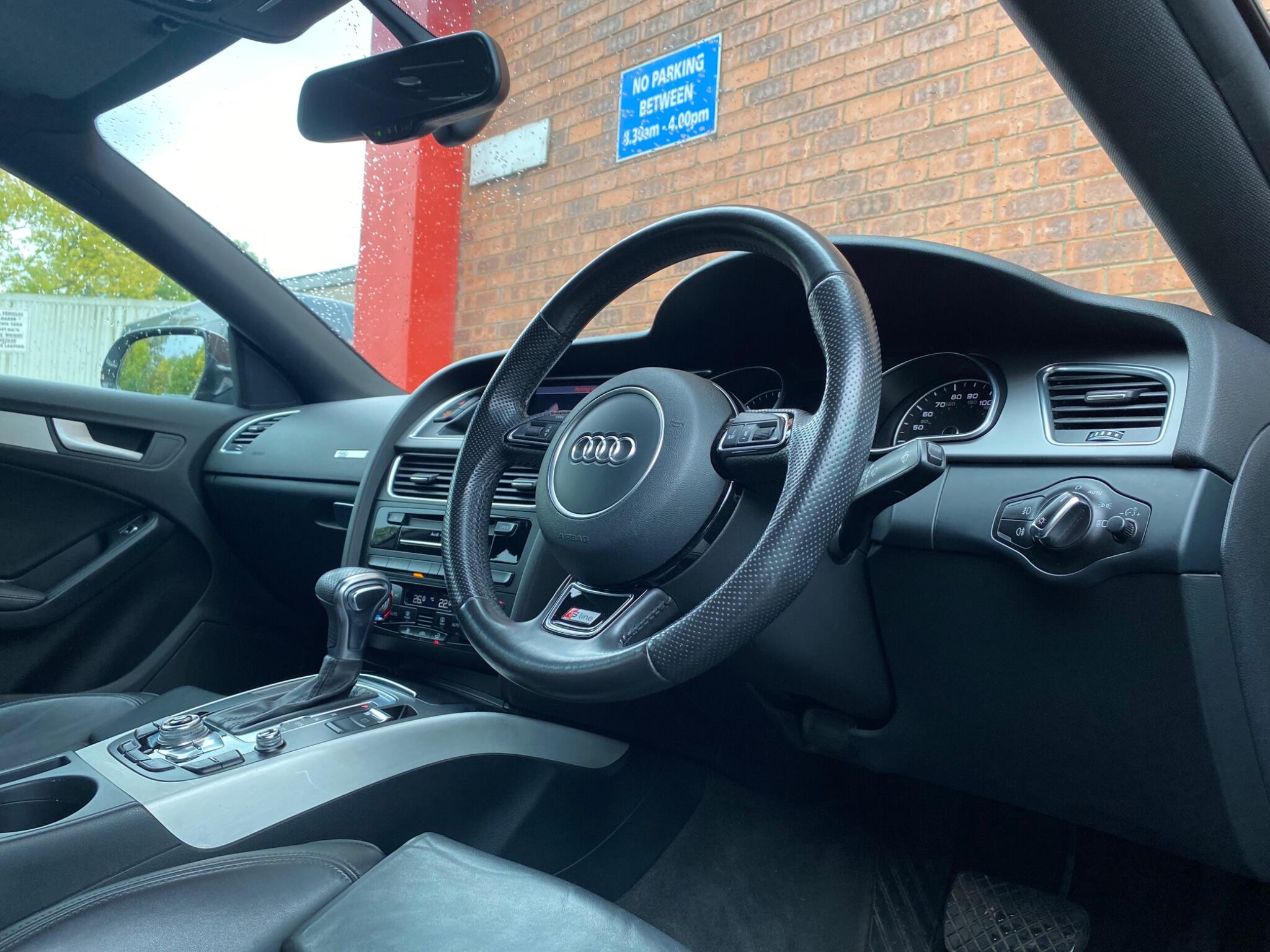 Audi A5 view 34