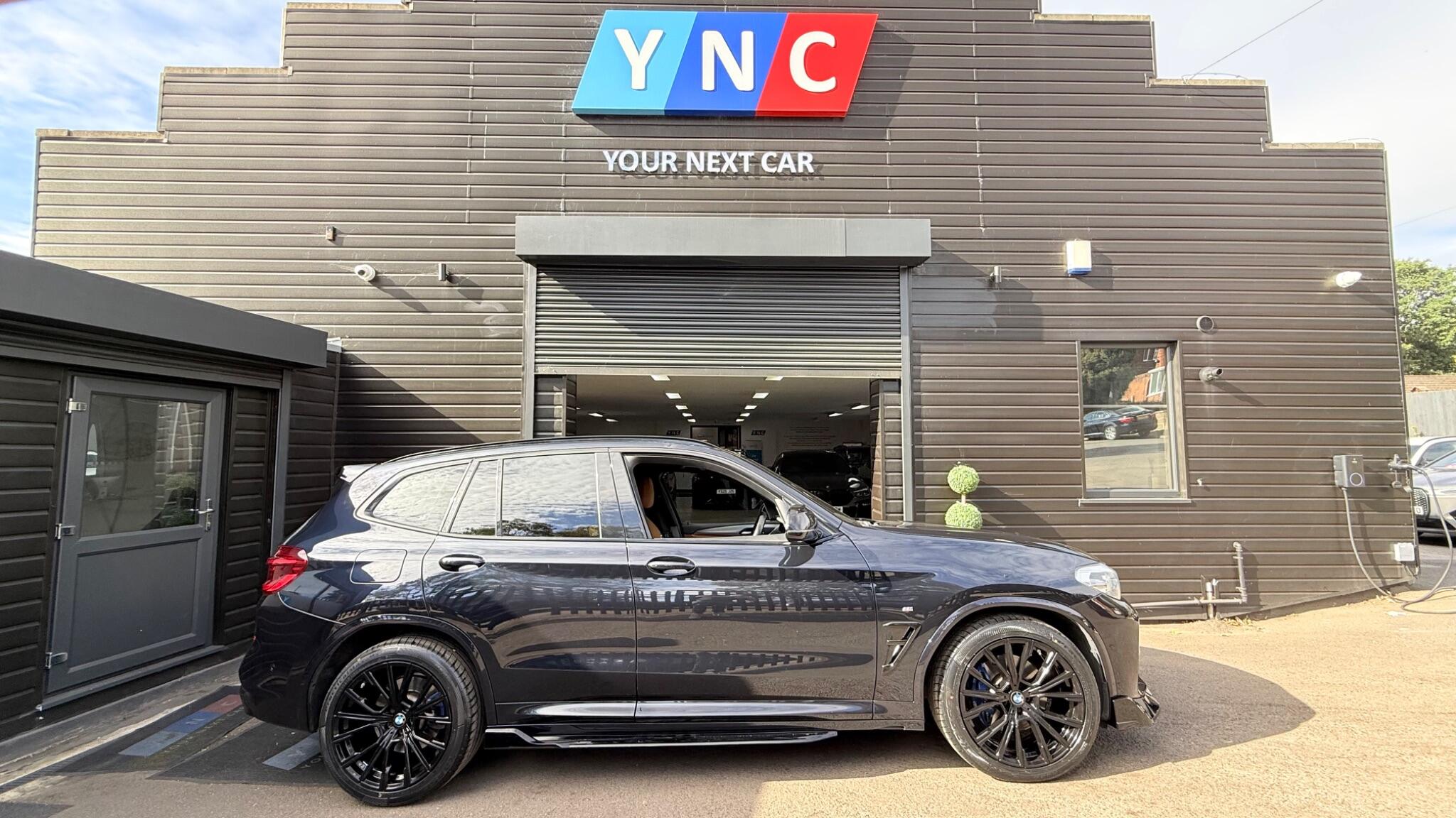BMW X3 view 4