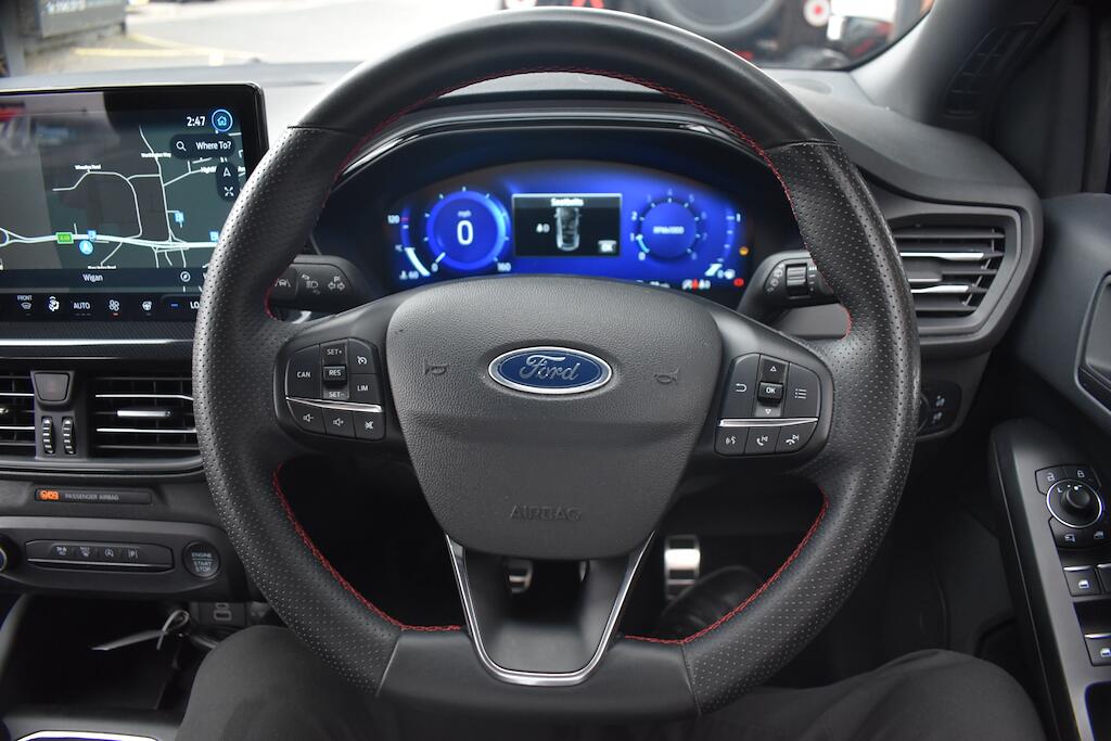 Ford Focus view 50