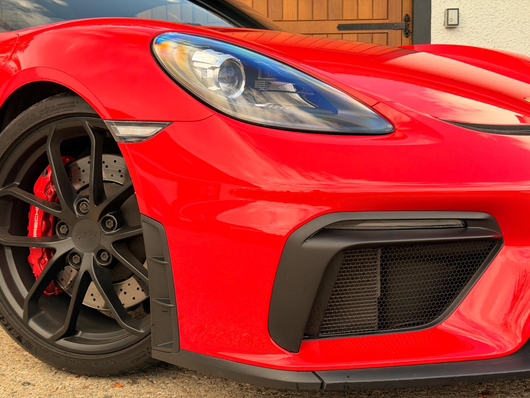 Porsche Cayman view 29
