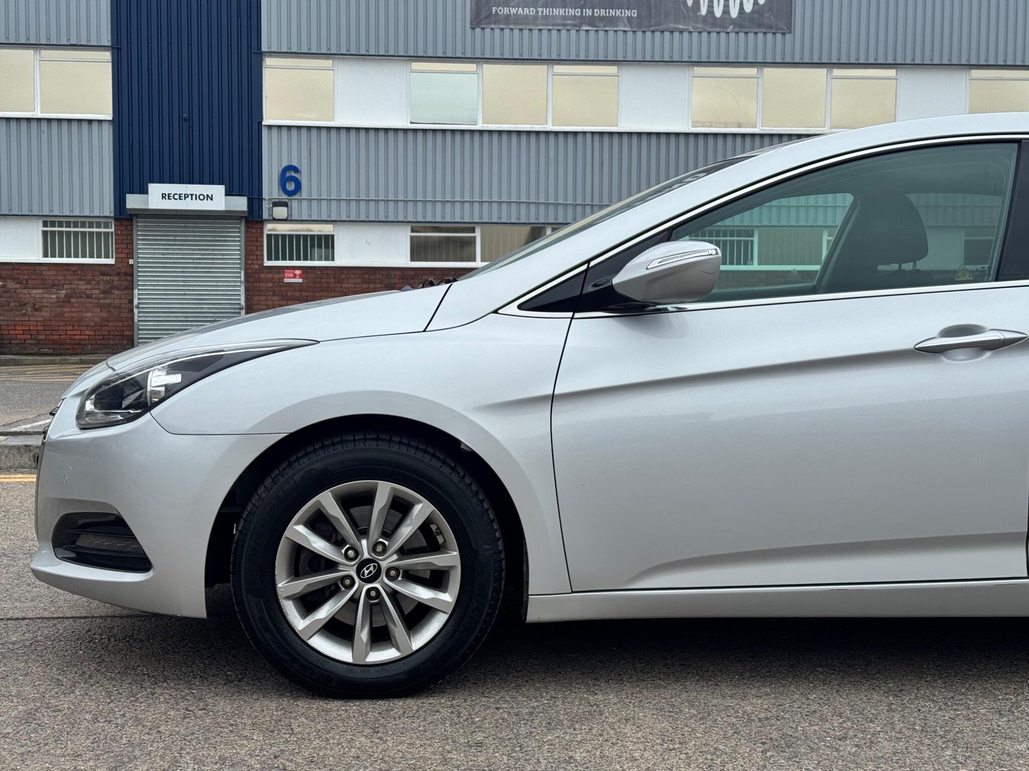 Hyundai i40 view 41
