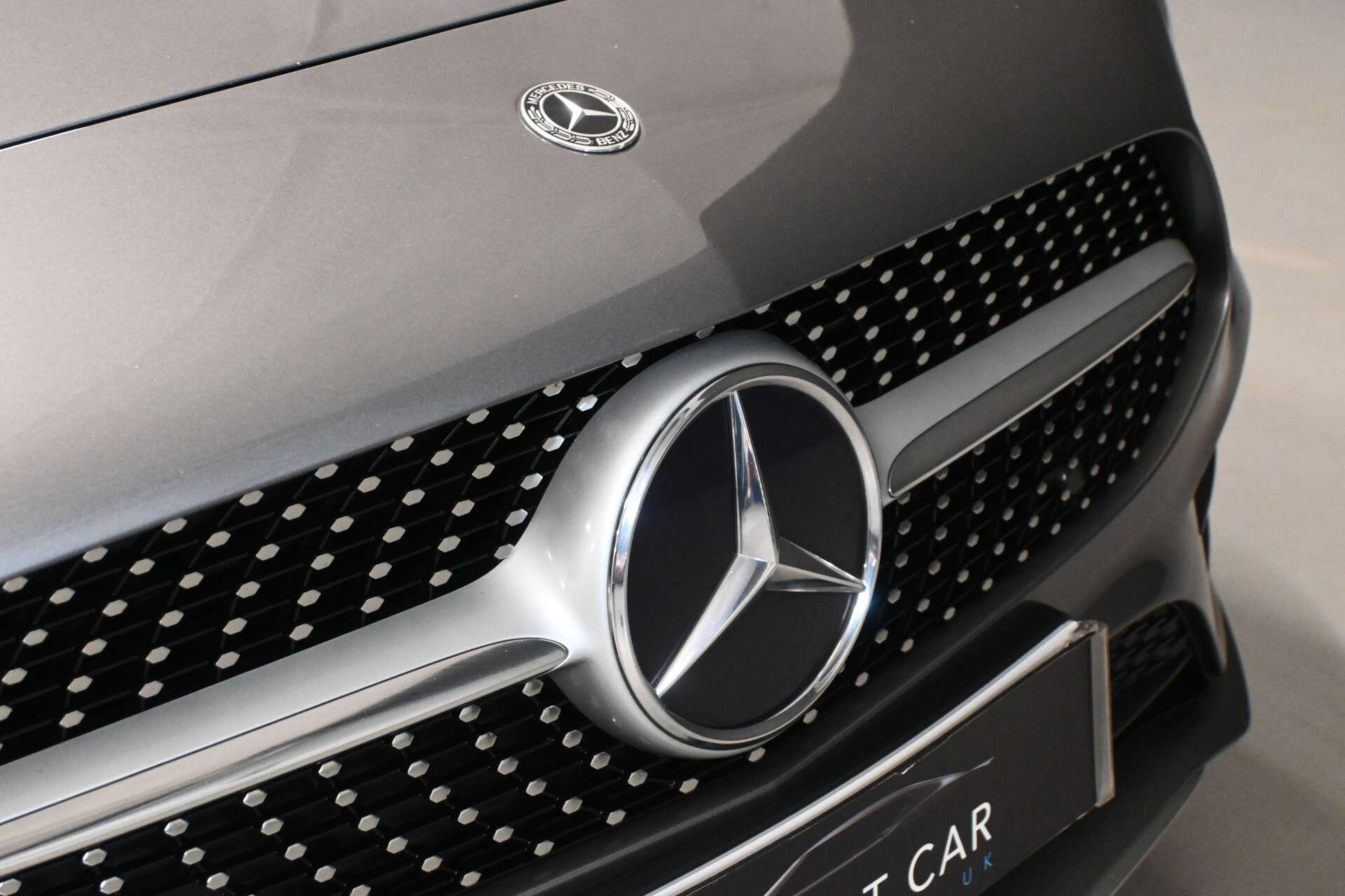 Mercedes-Benz A-Class view 32