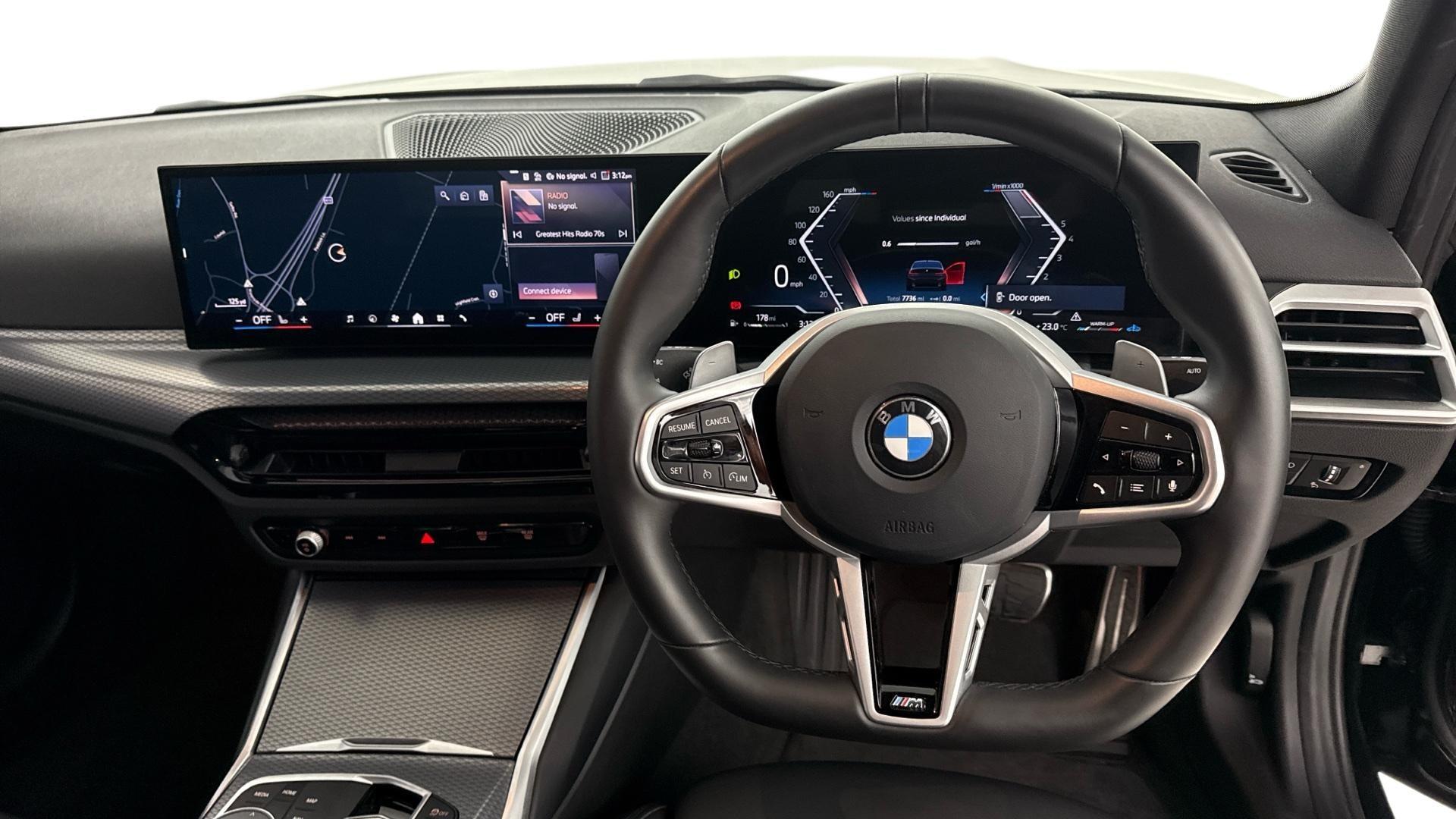 BMW 3 Series view 5