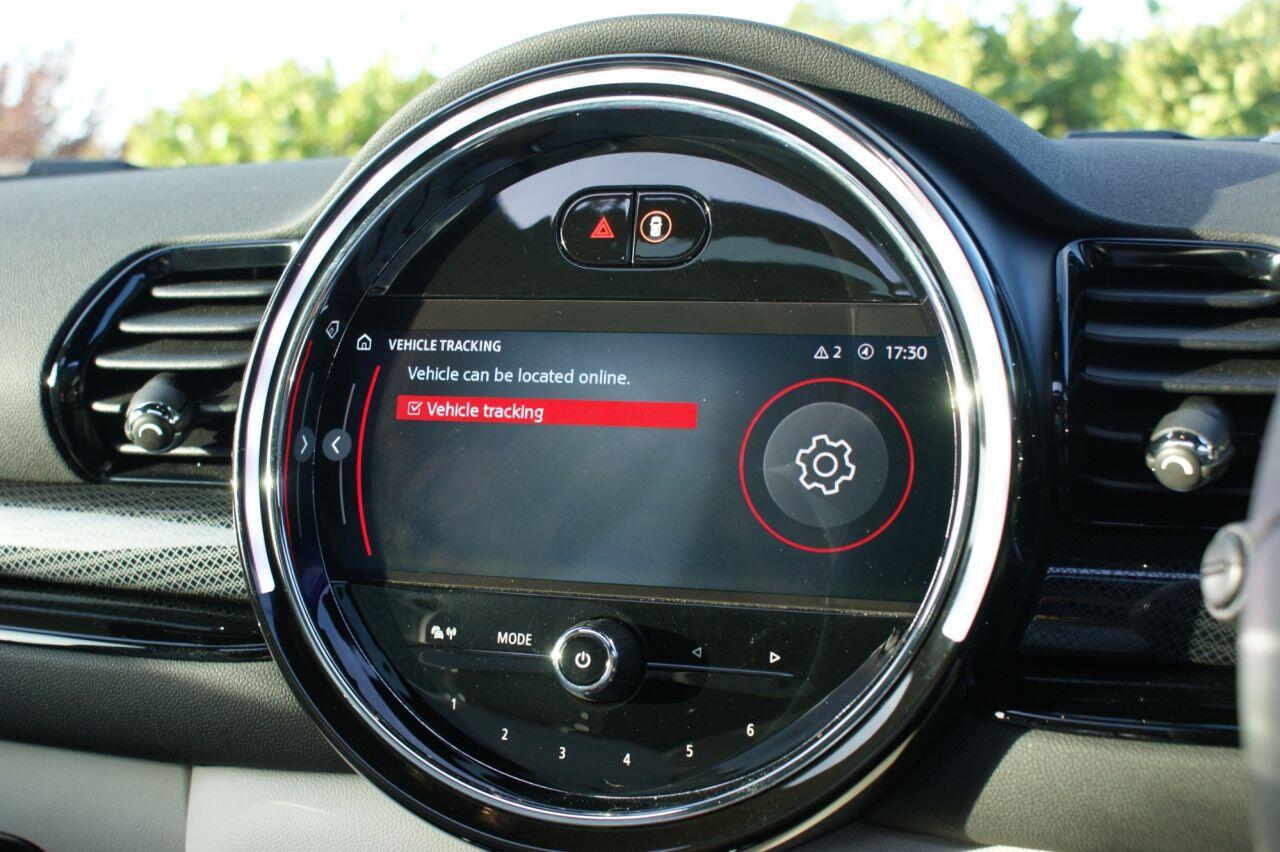 Mini Clubman view 66