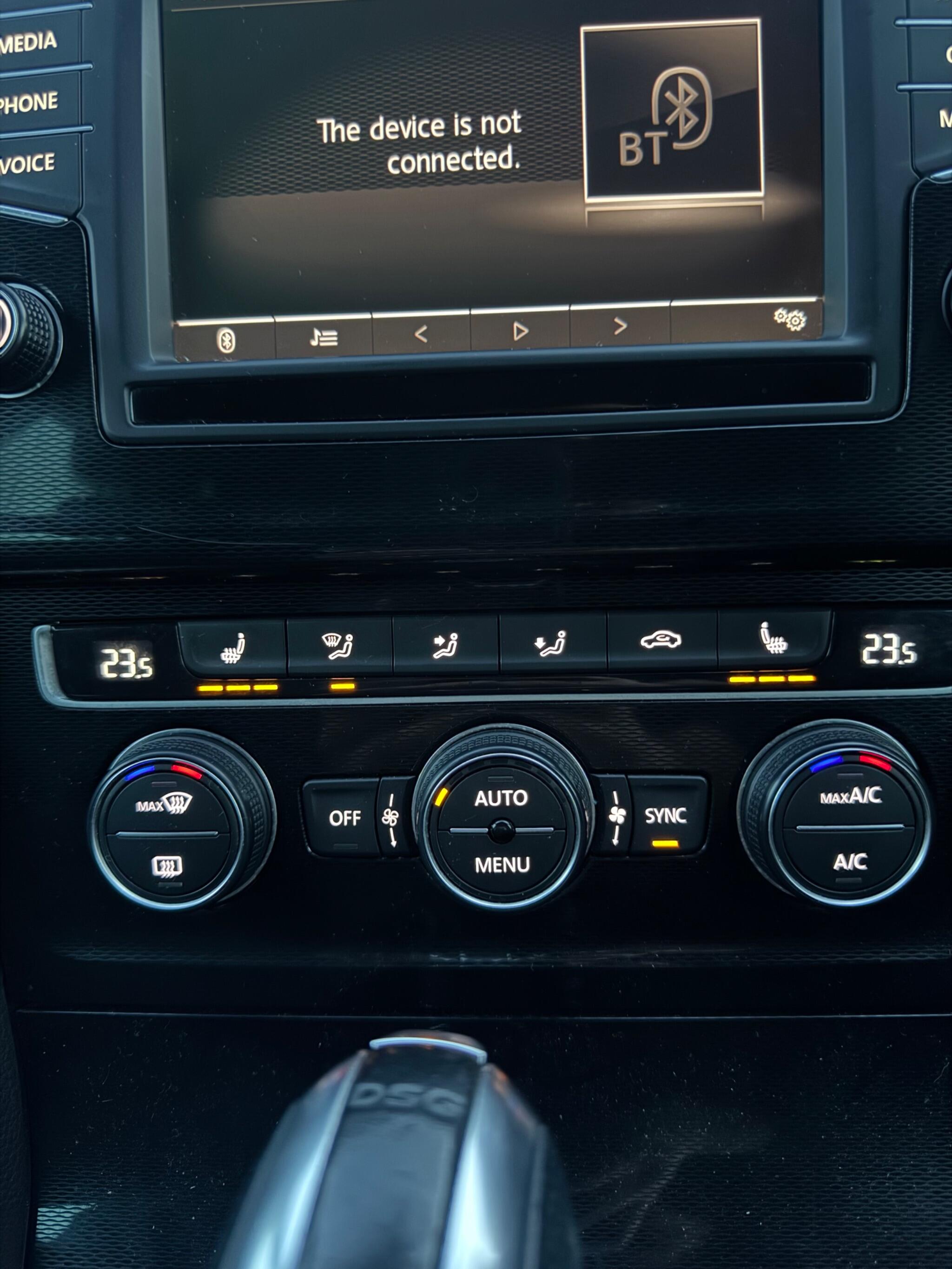 2016 Volkswagen Golf 2.0 TDI BlueMotion Tech GTD DSG Euro 6 (s/s) 5dr image 64