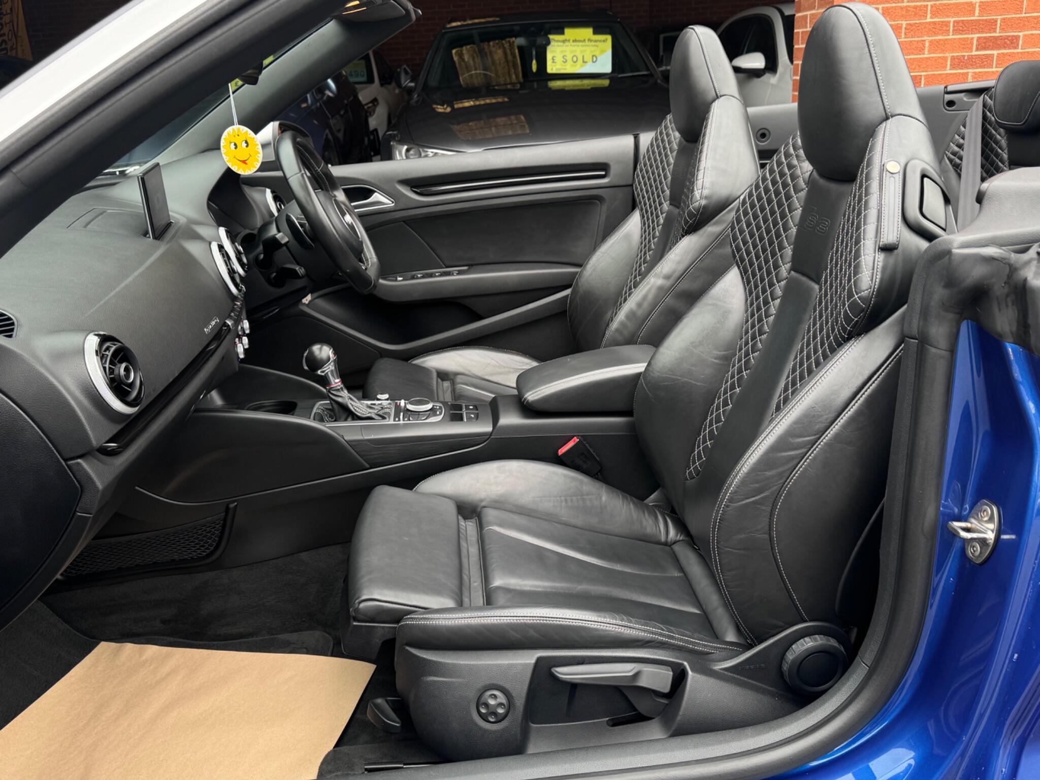 Audi Cabriolet view 8