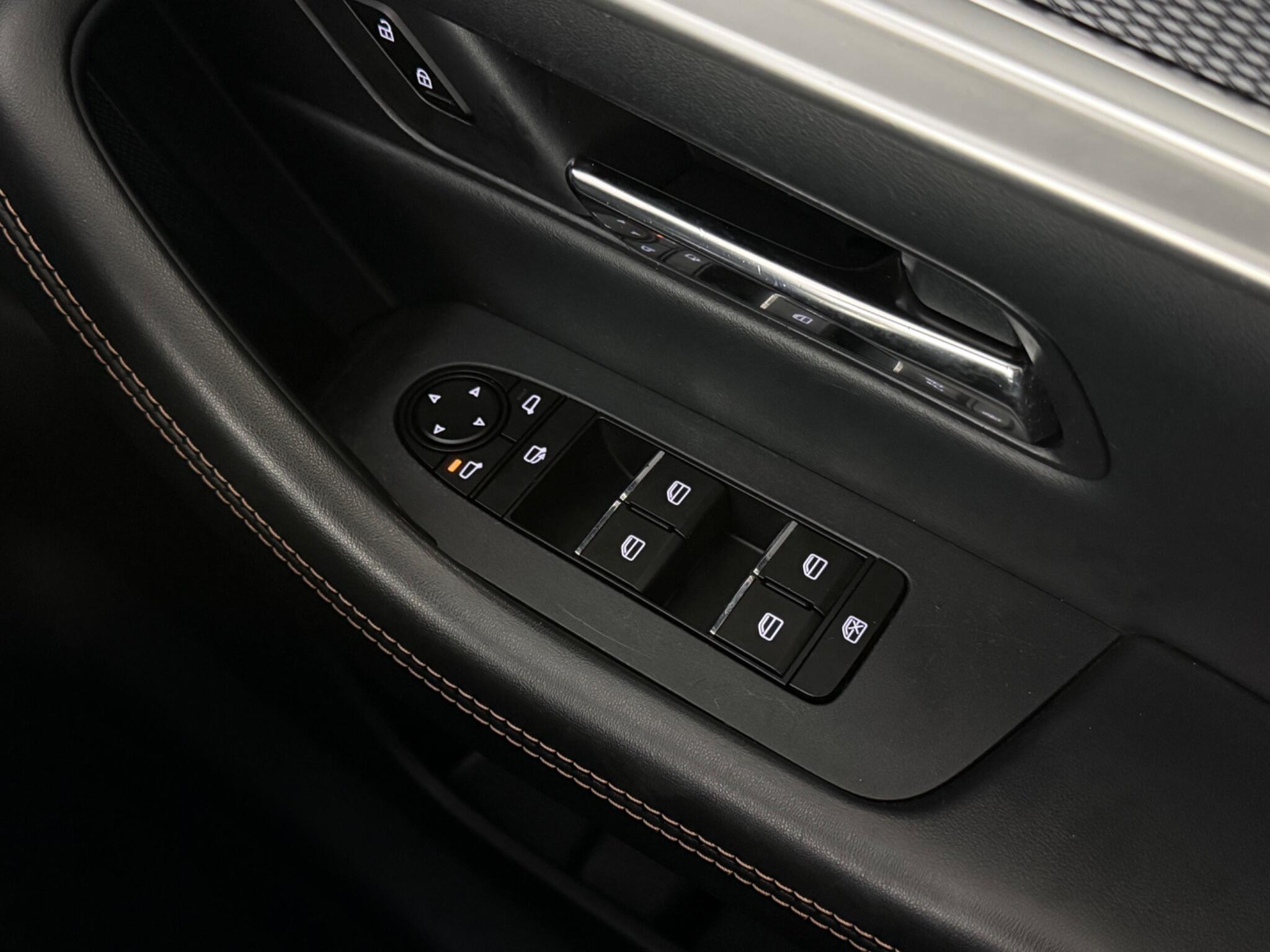 Mazda CX-60 view 22
