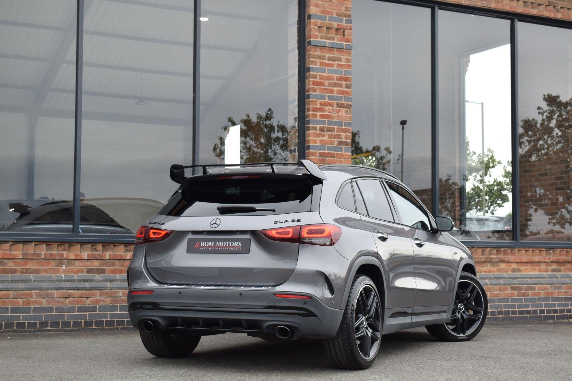 Mercedes-Benz GLA view 2